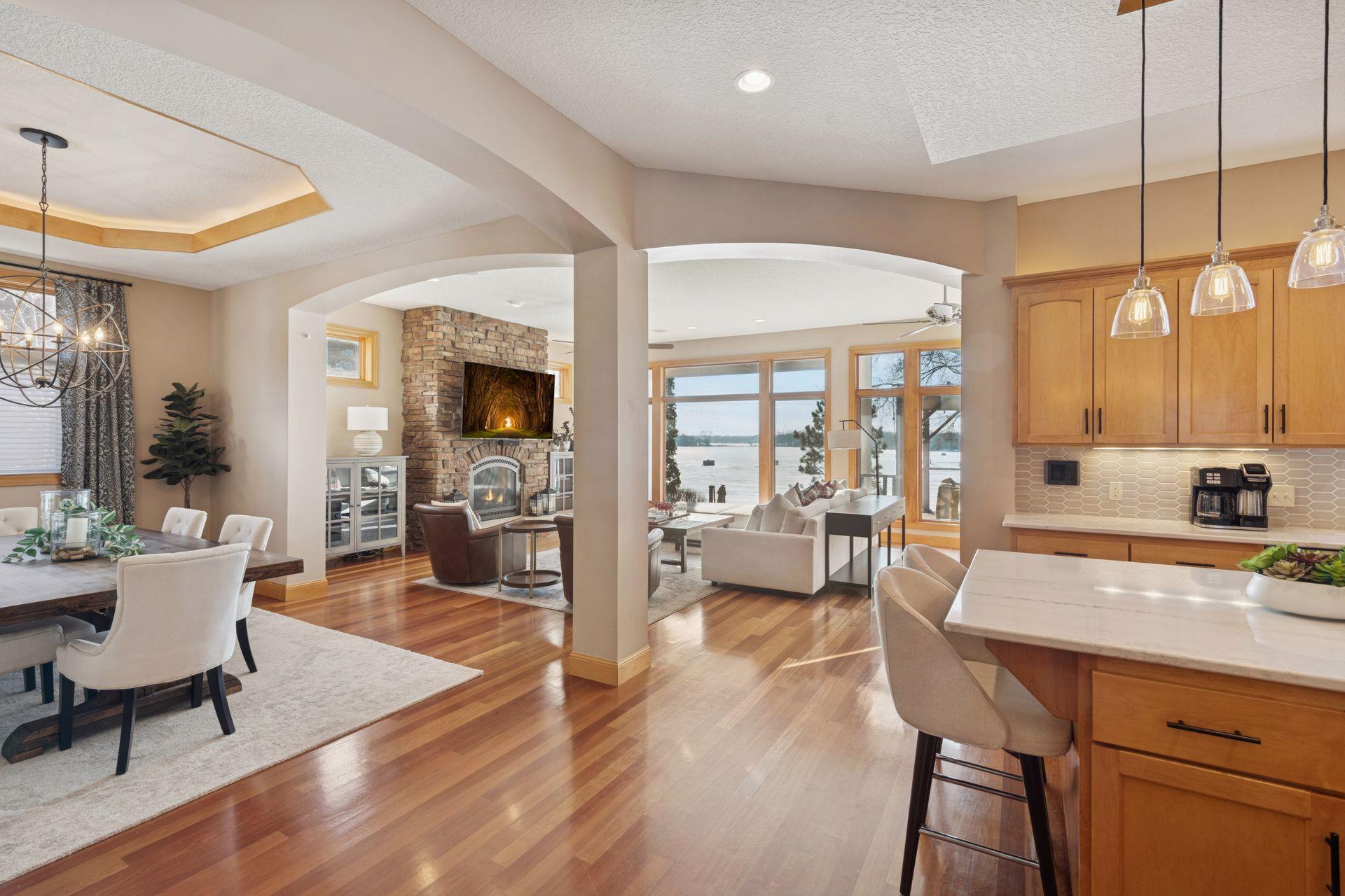 4743 Island View Drive