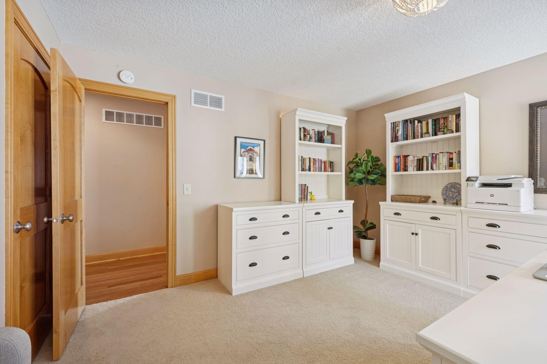 4743 Island View Drive