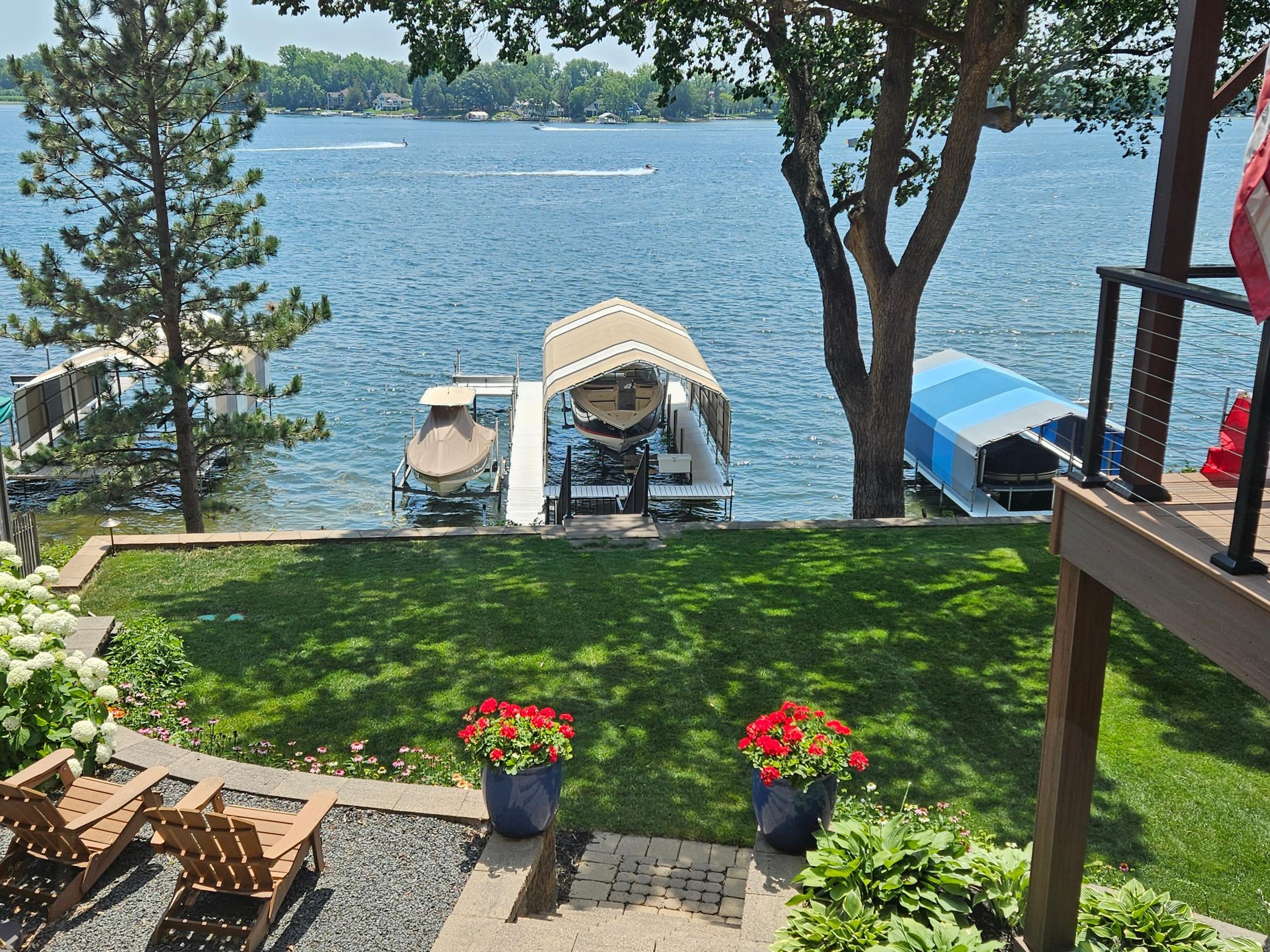 4743 Island View Drive