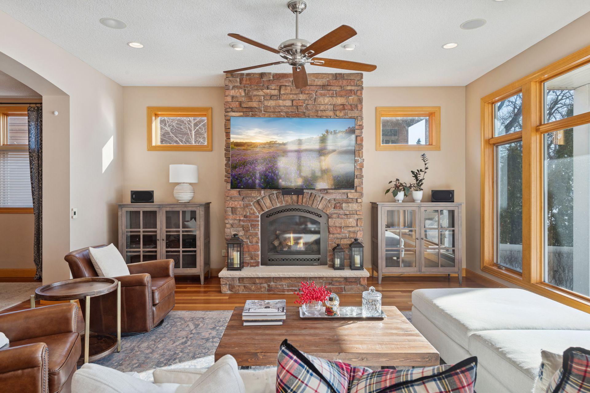 4743 Island View Drive