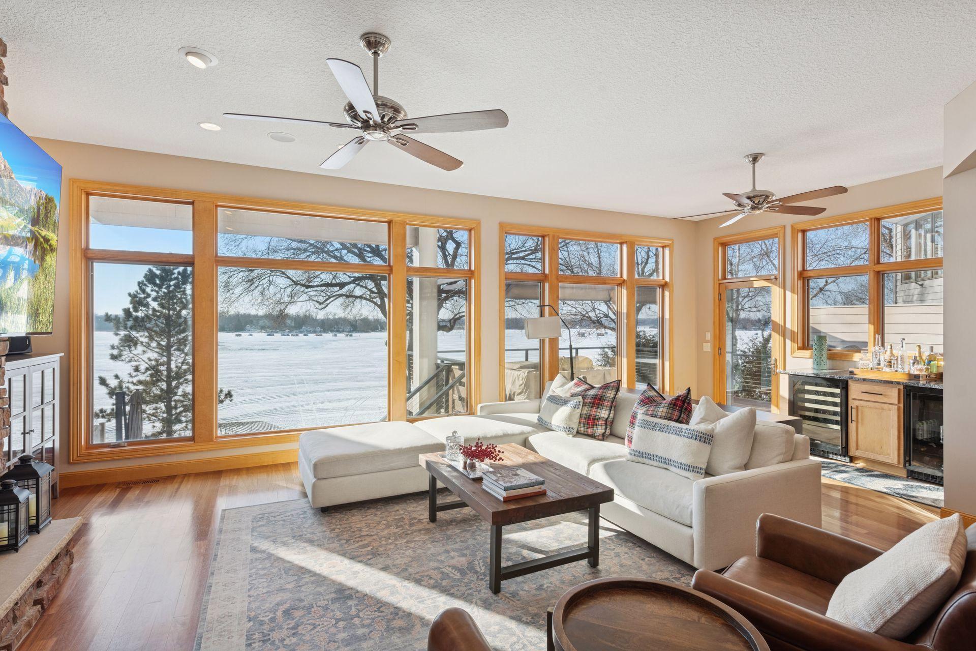 4743 Island View Drive
