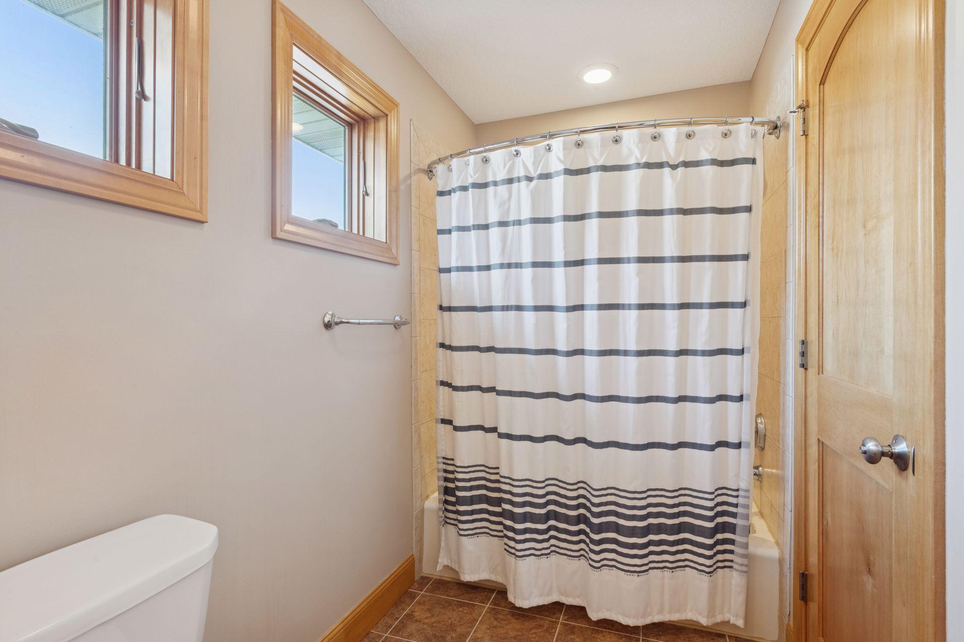4743 Island View Drive