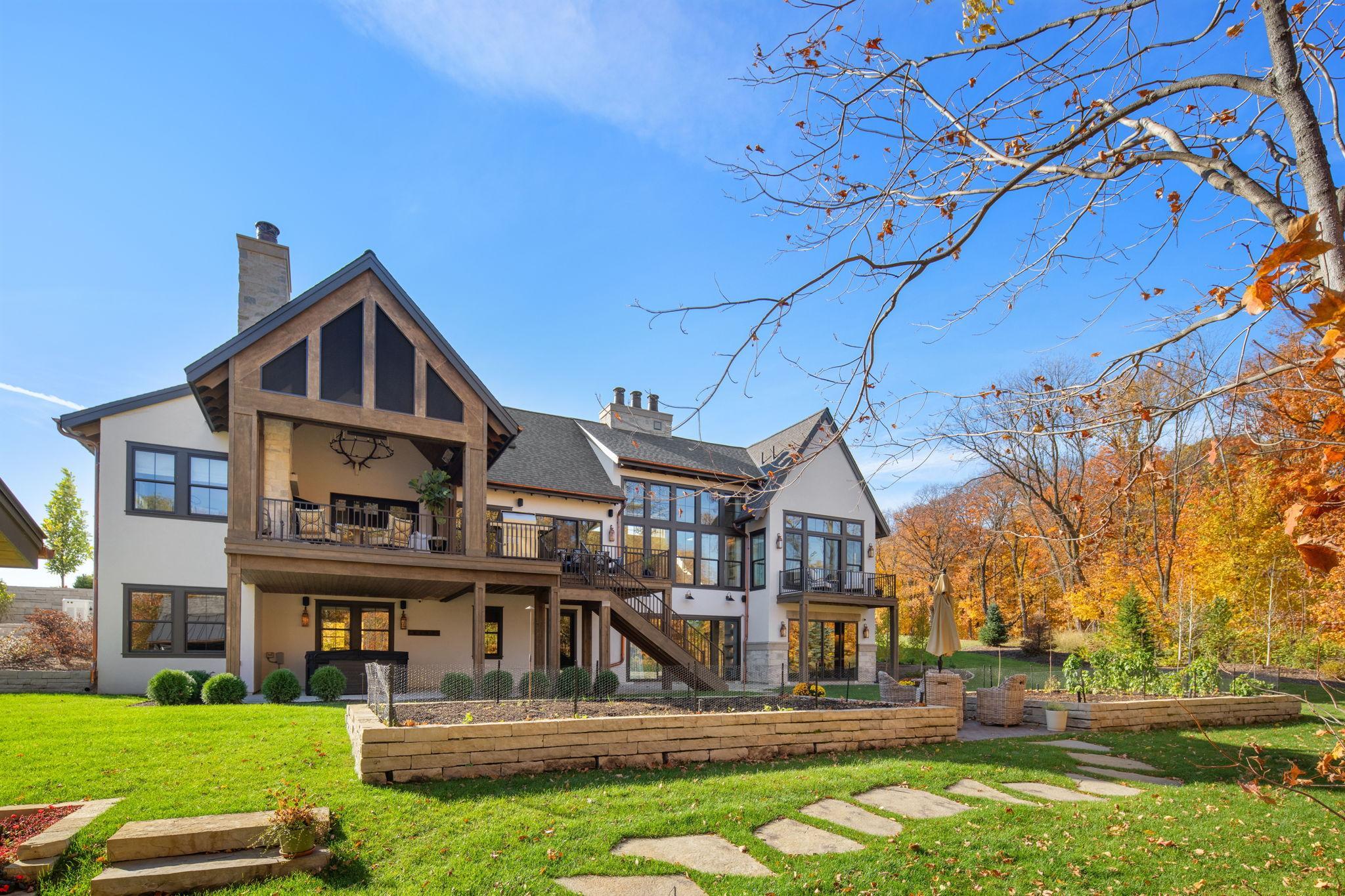 4972 4972 Bridgevine Way