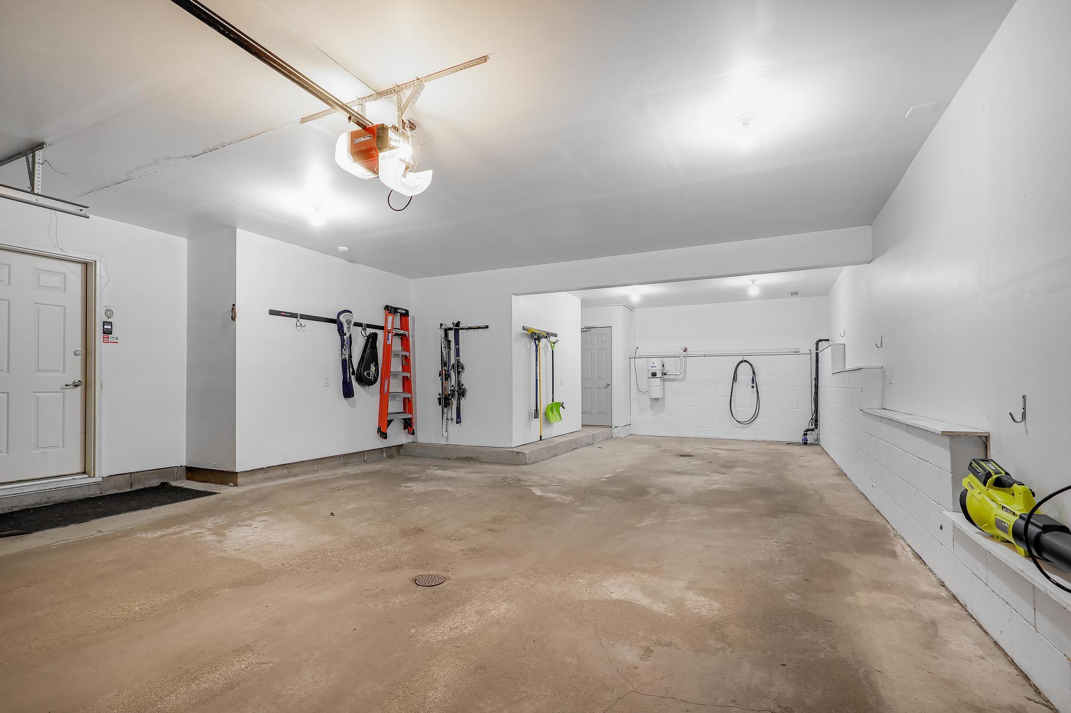 2612 Crosby Road