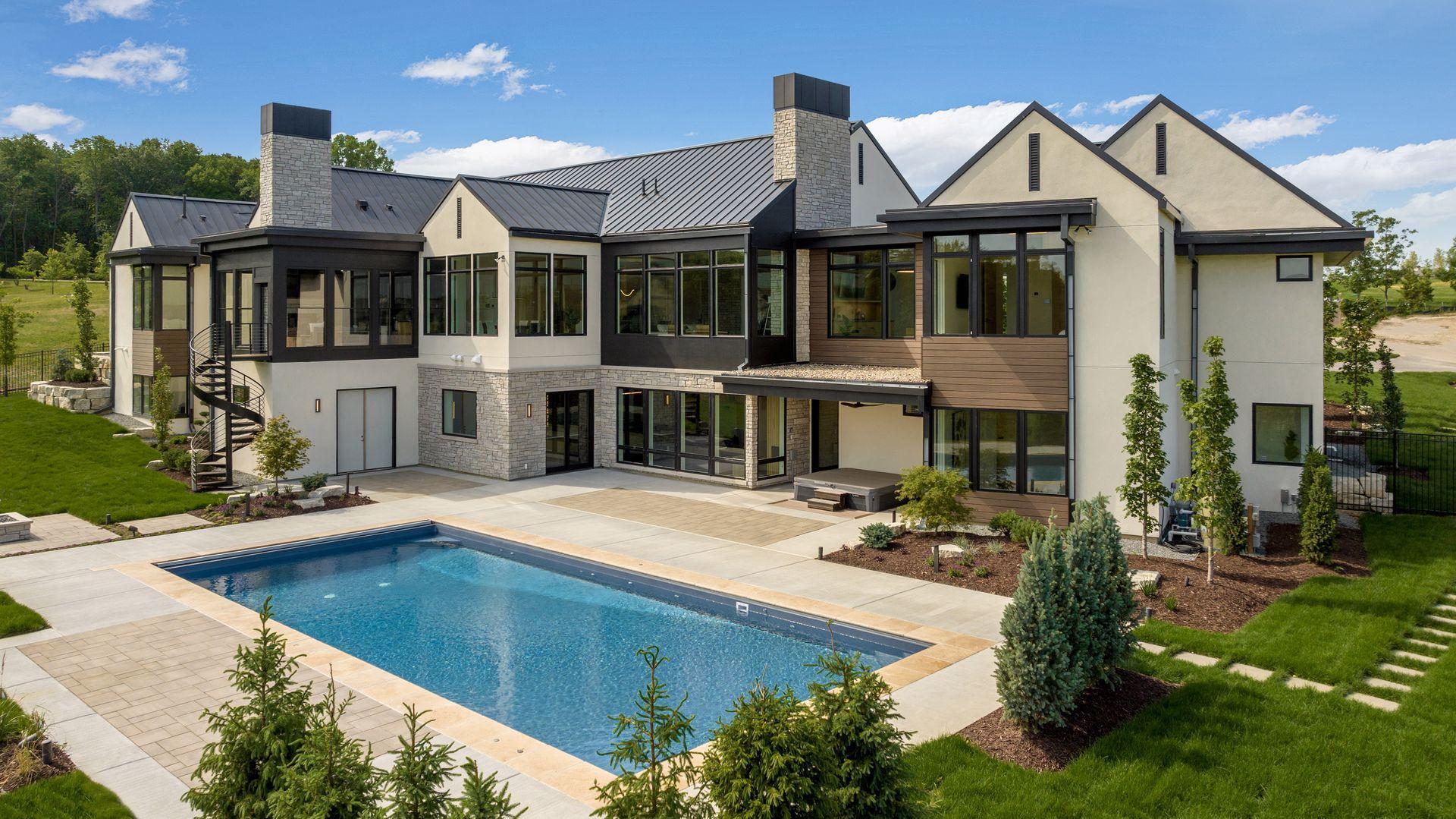 2828 Deer Hill Road