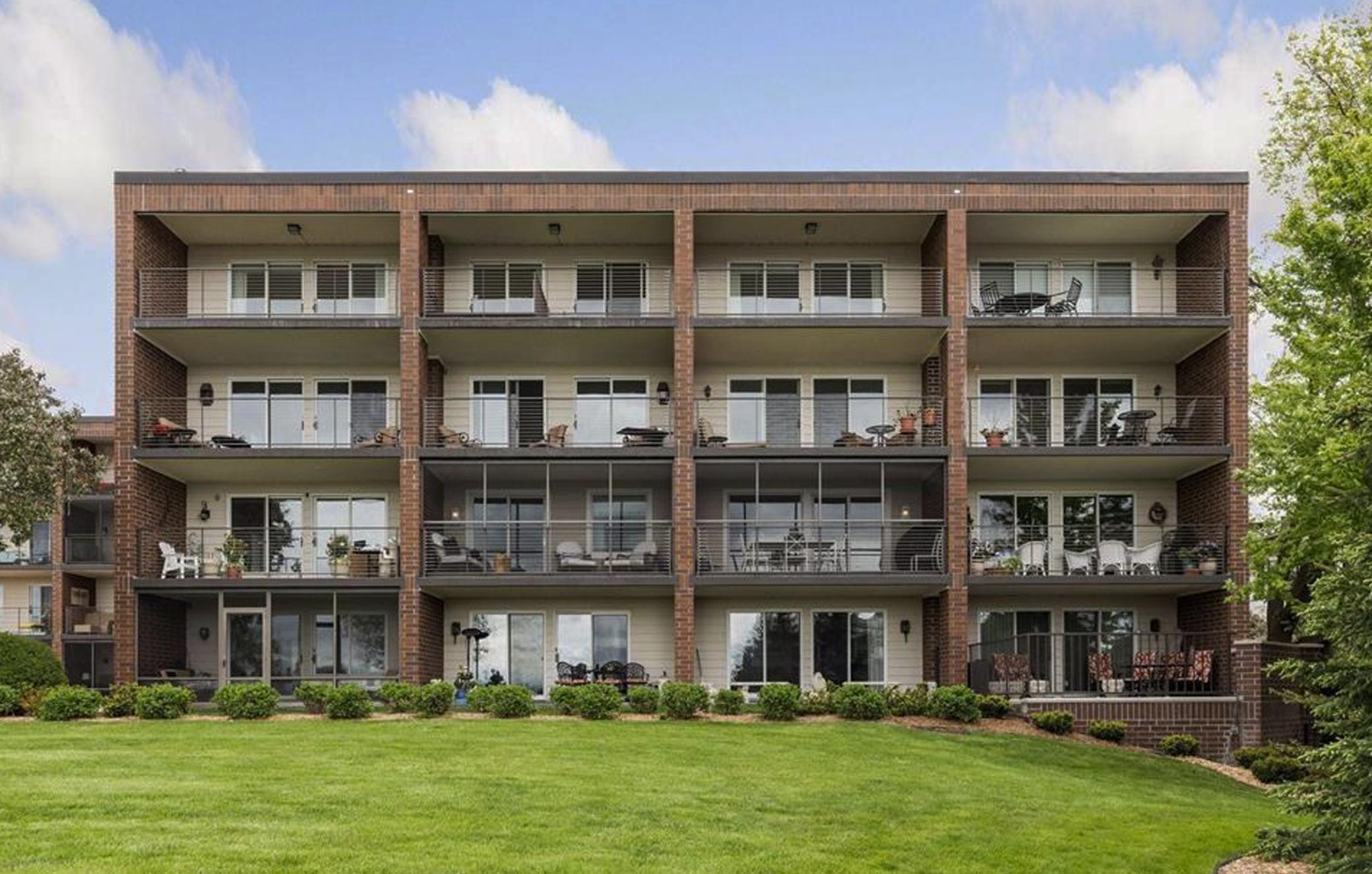 560 Indian Mound Street Unit: 1C