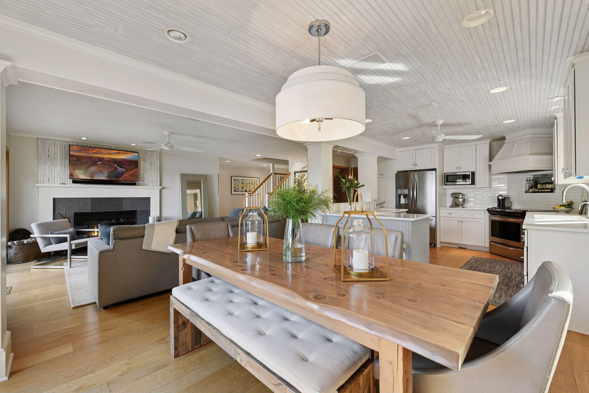 4512 West Arm Road