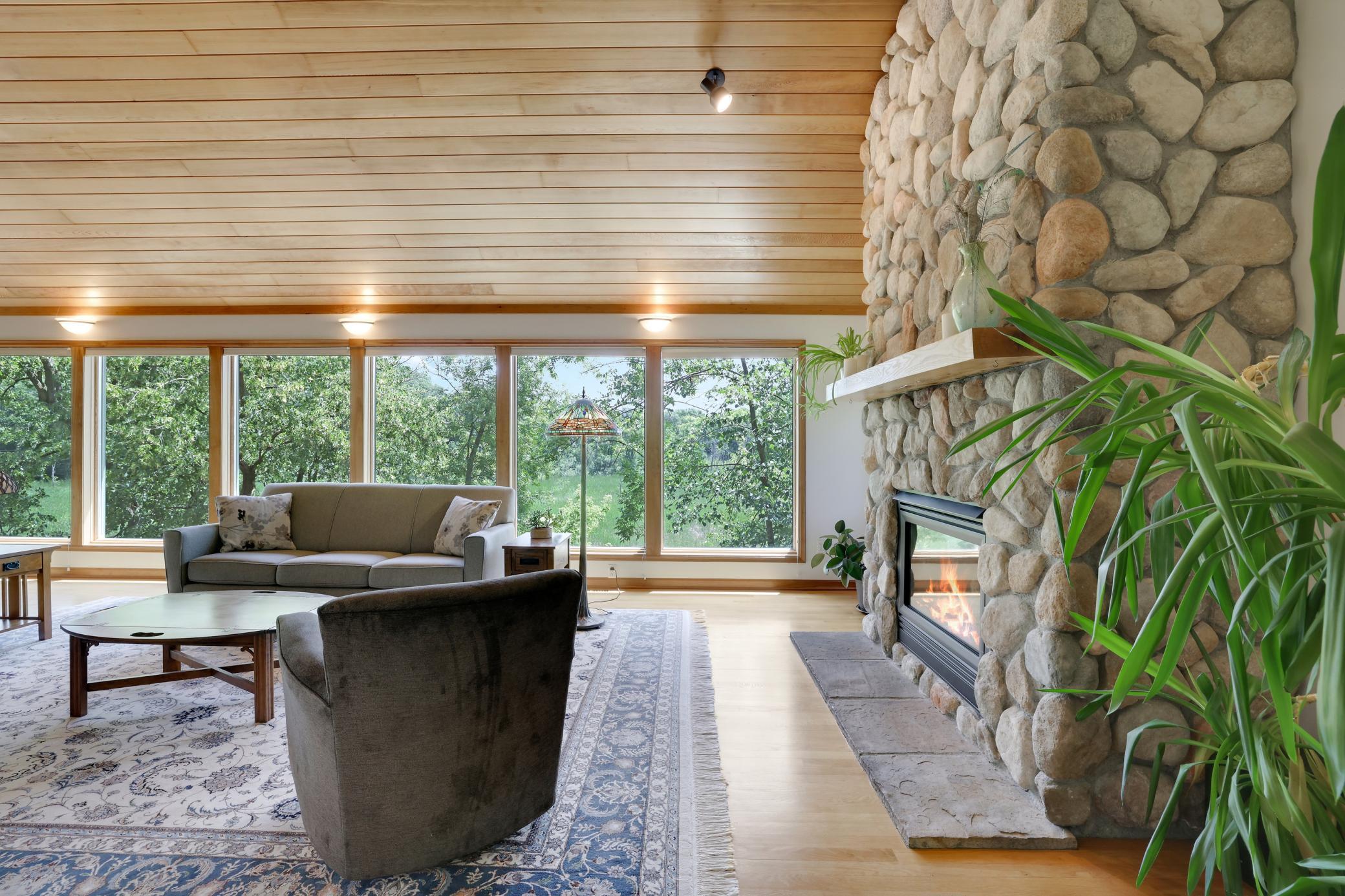 502 Shoreline Drive