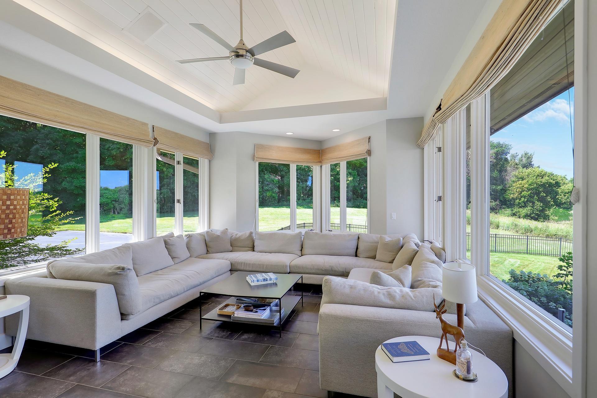 525 Navajo Road W