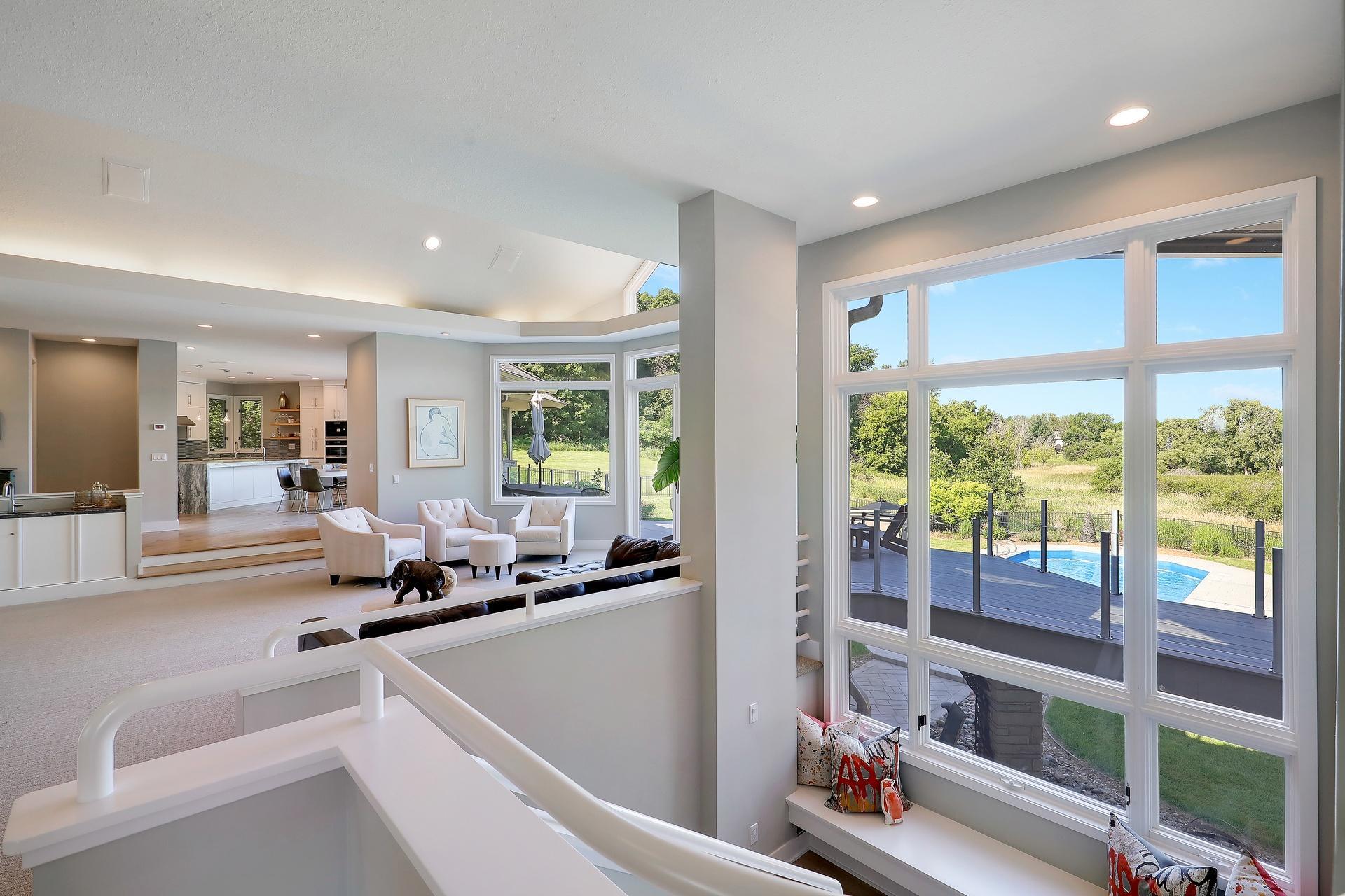 525 Navajo Road W