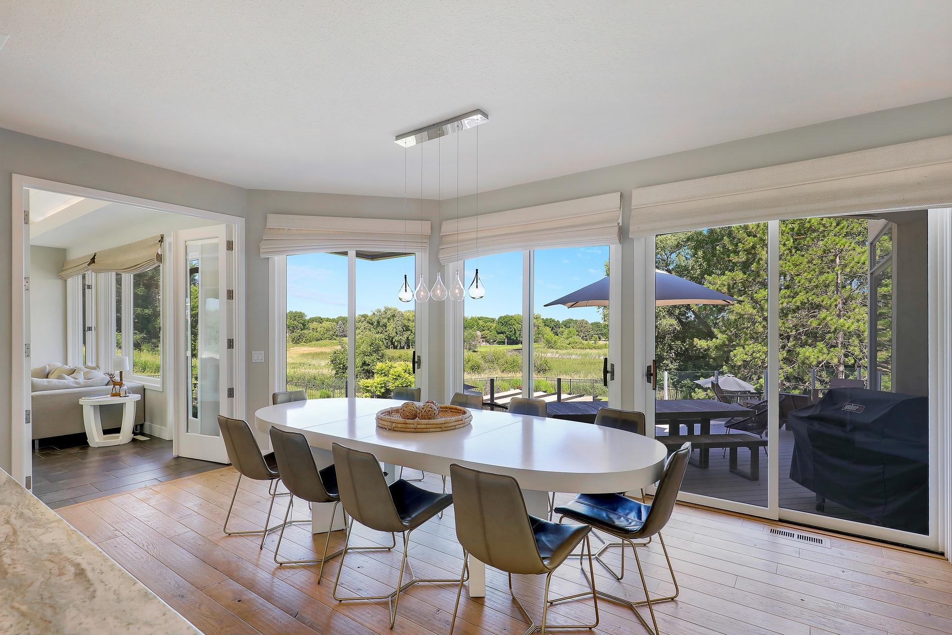 525 Navajo Road W