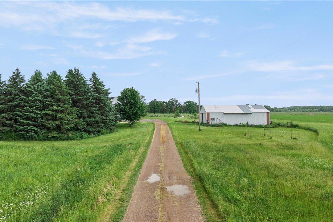 20274 US Highway 169