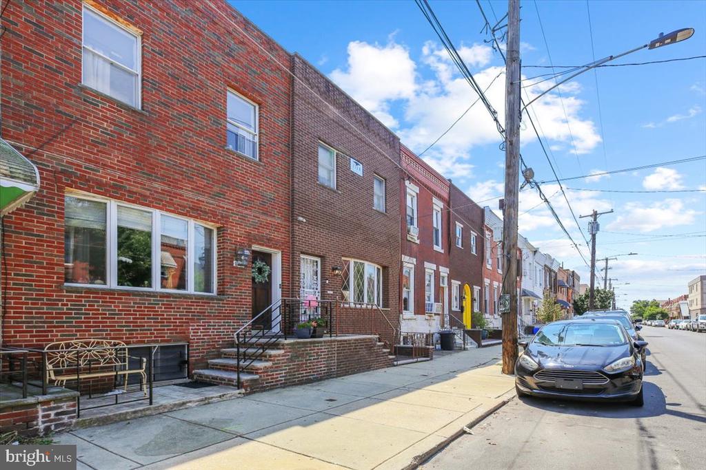 1118 WOLF STREET