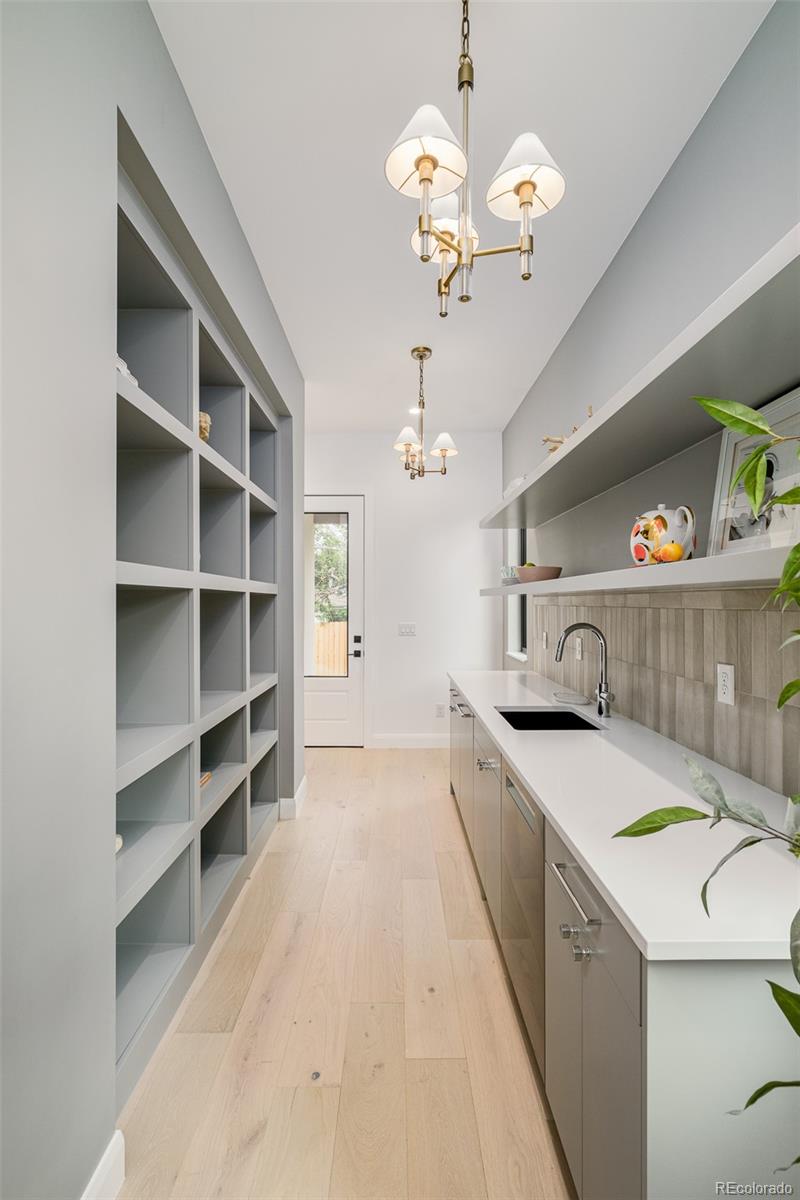 2773 S Garfield Street