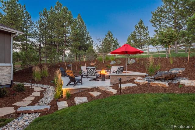 5600 Heritage Oak Drive