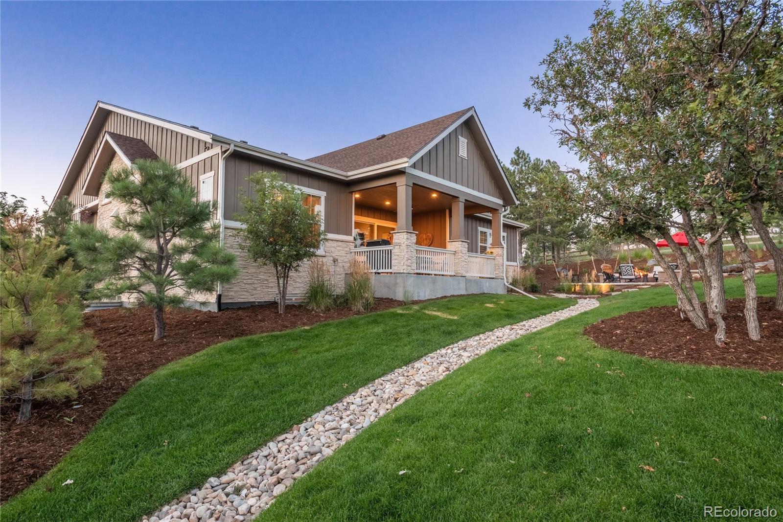 5600 Heritage Oak Drive
