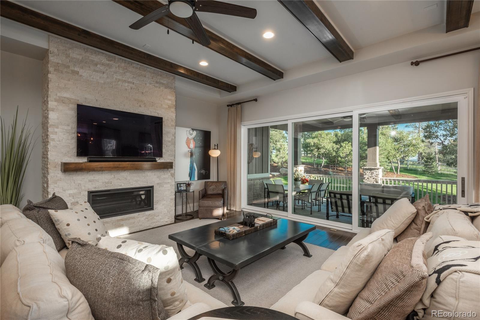 5600 Heritage Oak Drive