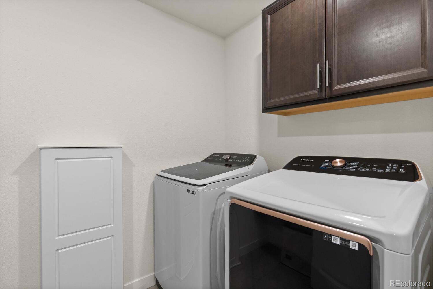 9317 Eagle River Street