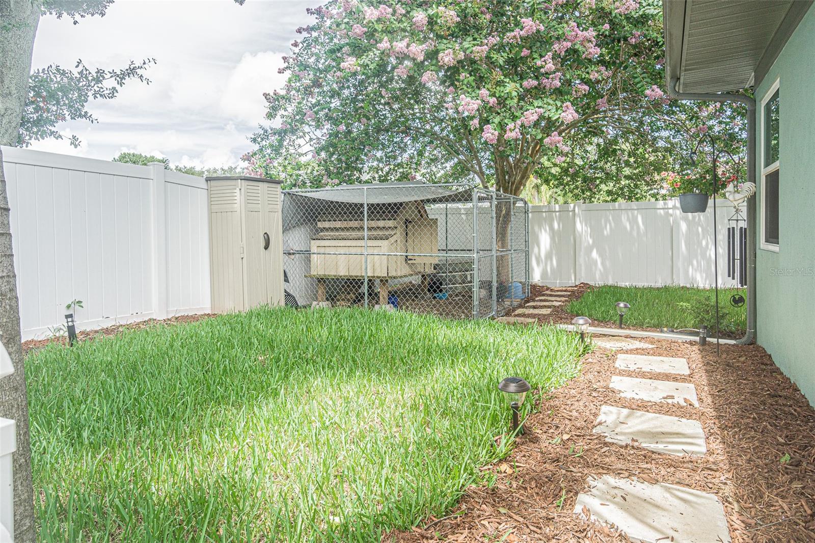 156 SEASIDE CT