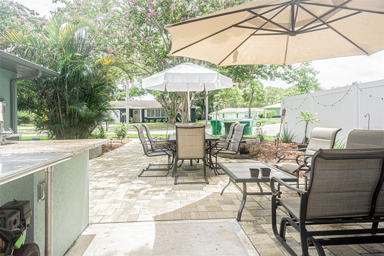 156 SEASIDE CT