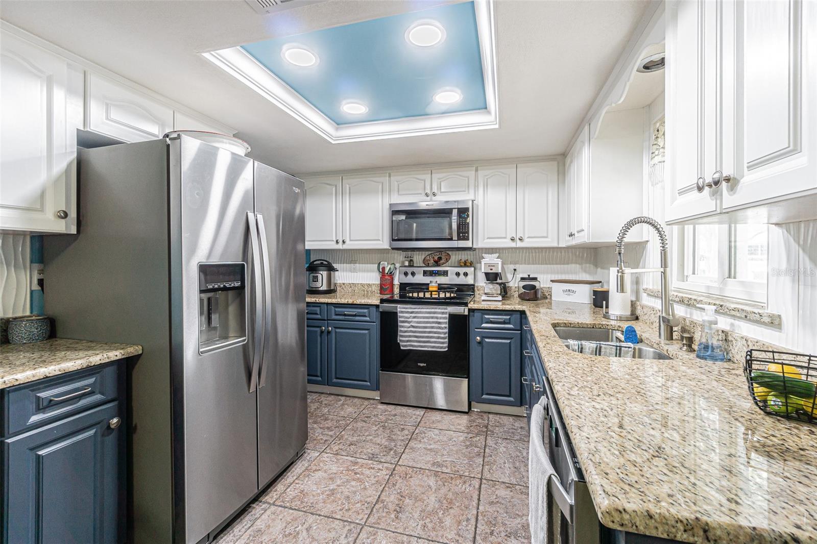 156 SEASIDE CT