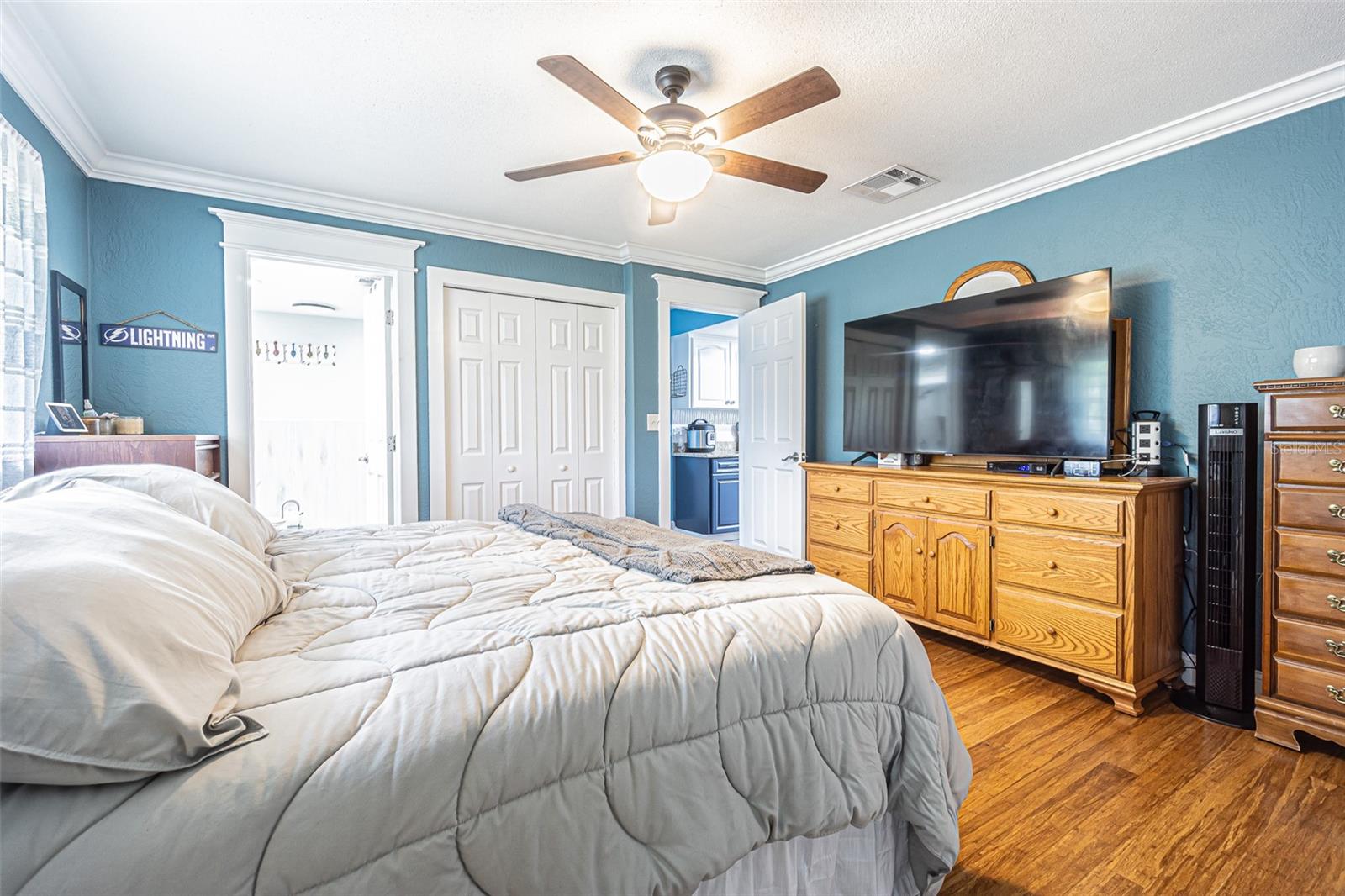 156 SEASIDE CT