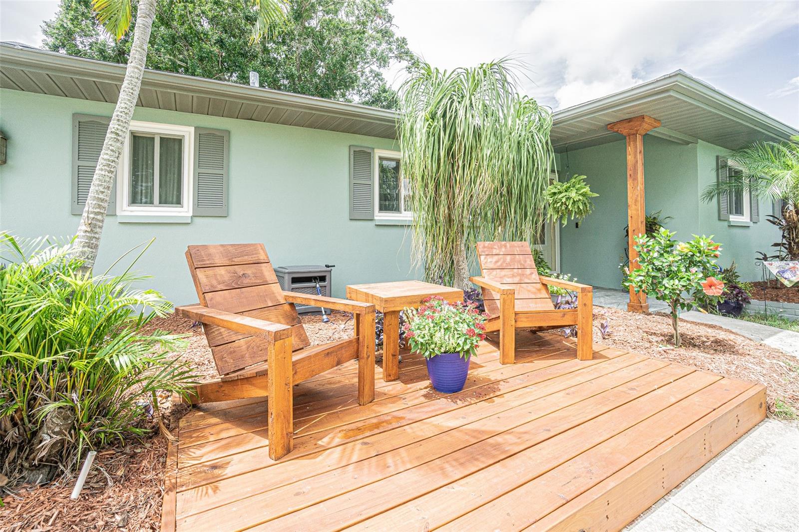 156 SEASIDE CT