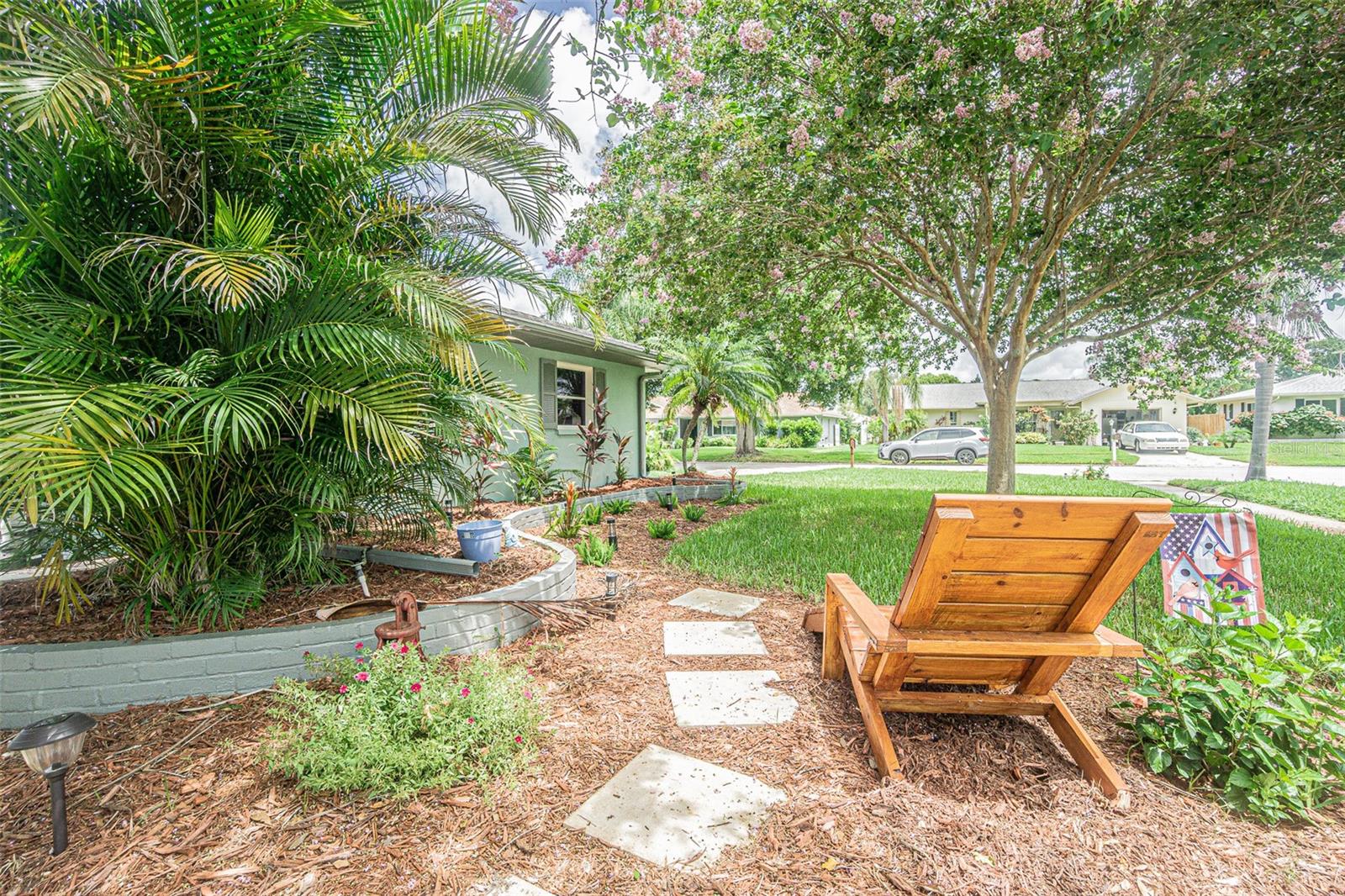 156 SEASIDE CT