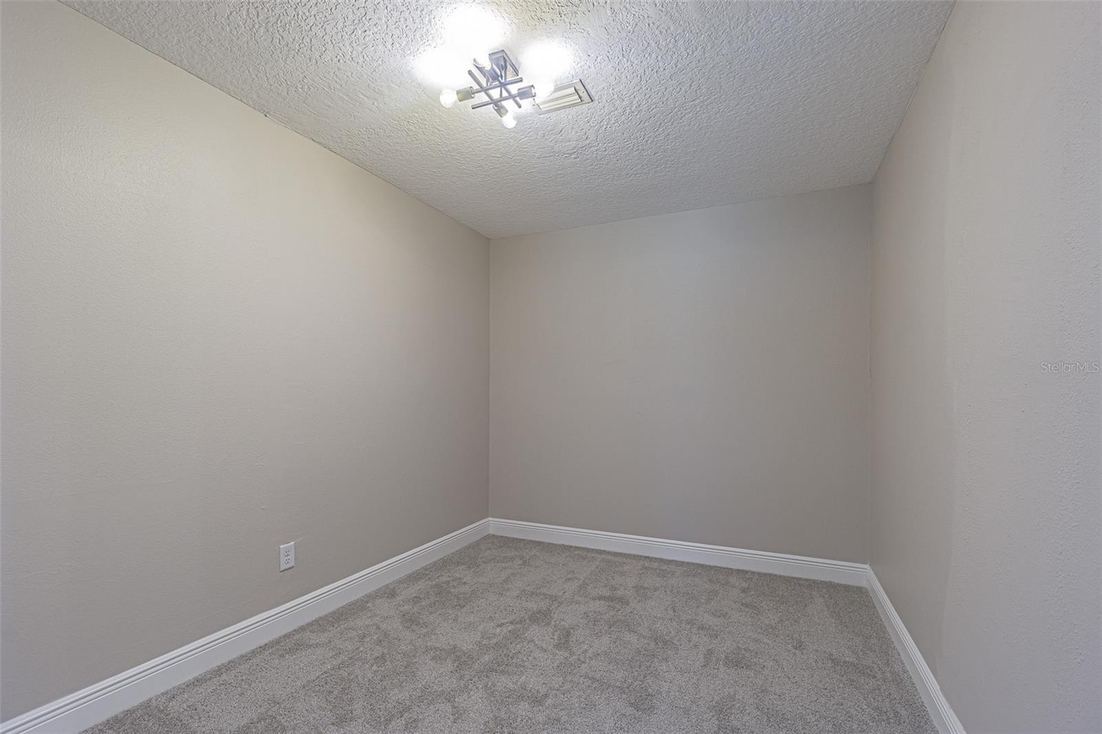 2971 DEER RUN S