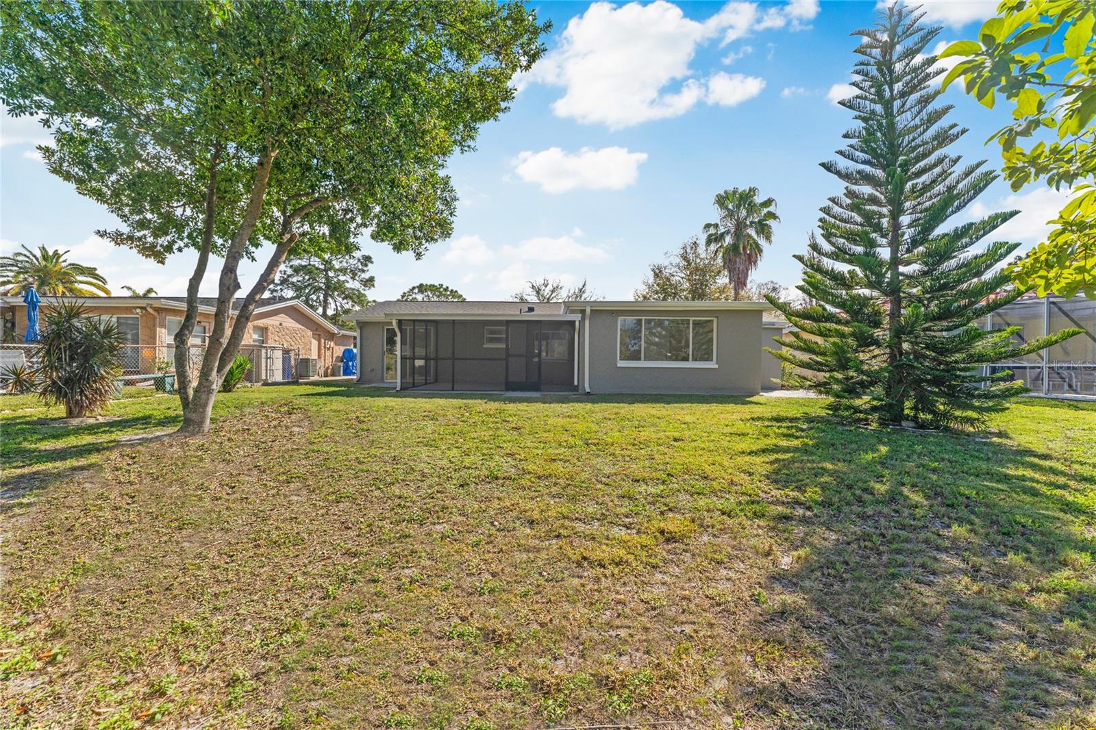 7141 HEATH DR