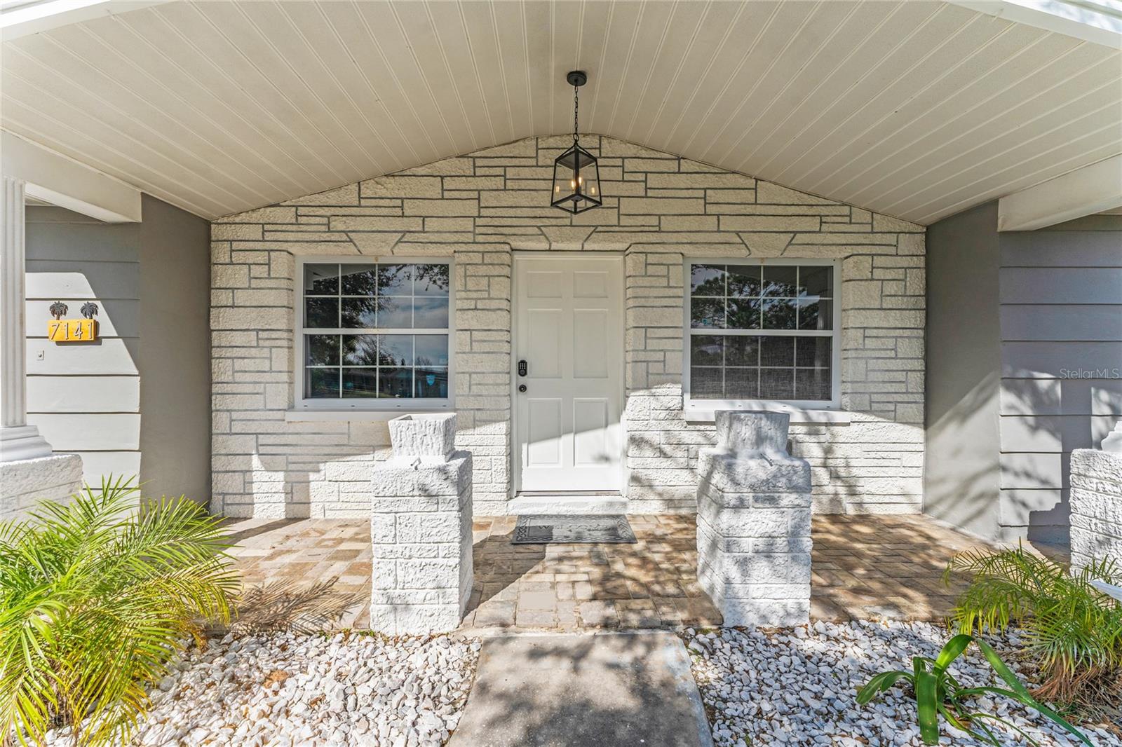 7141 HEATH DR