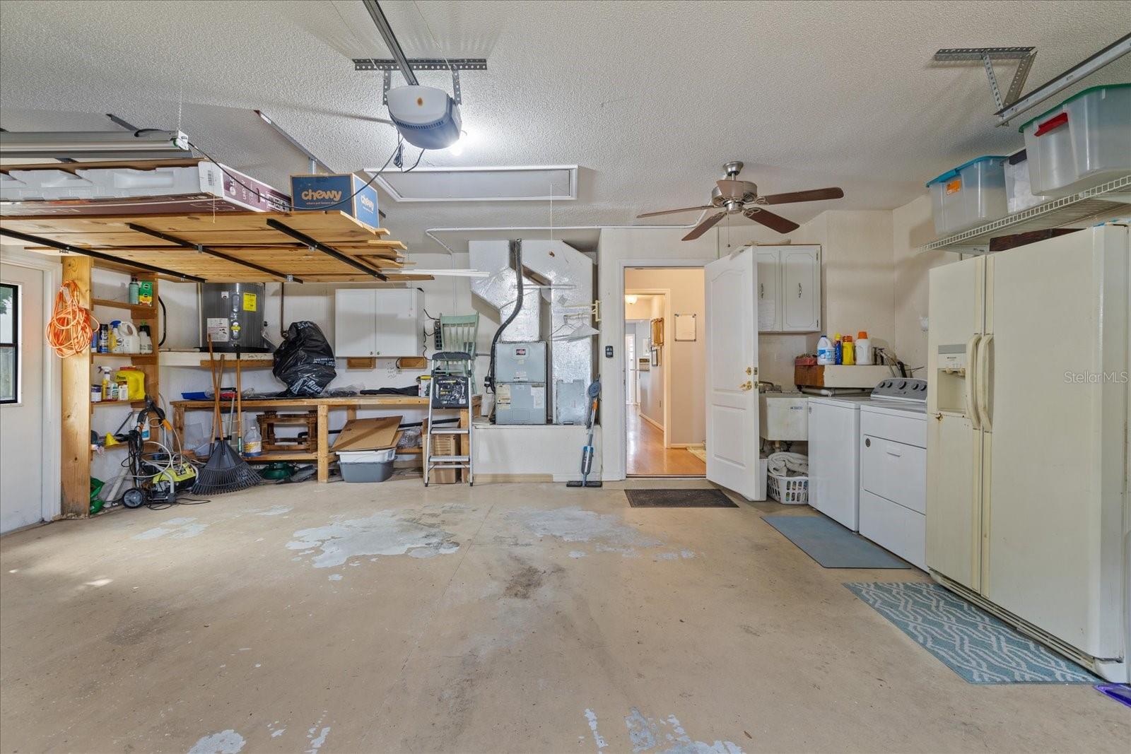 18817 WHITEROCK LN