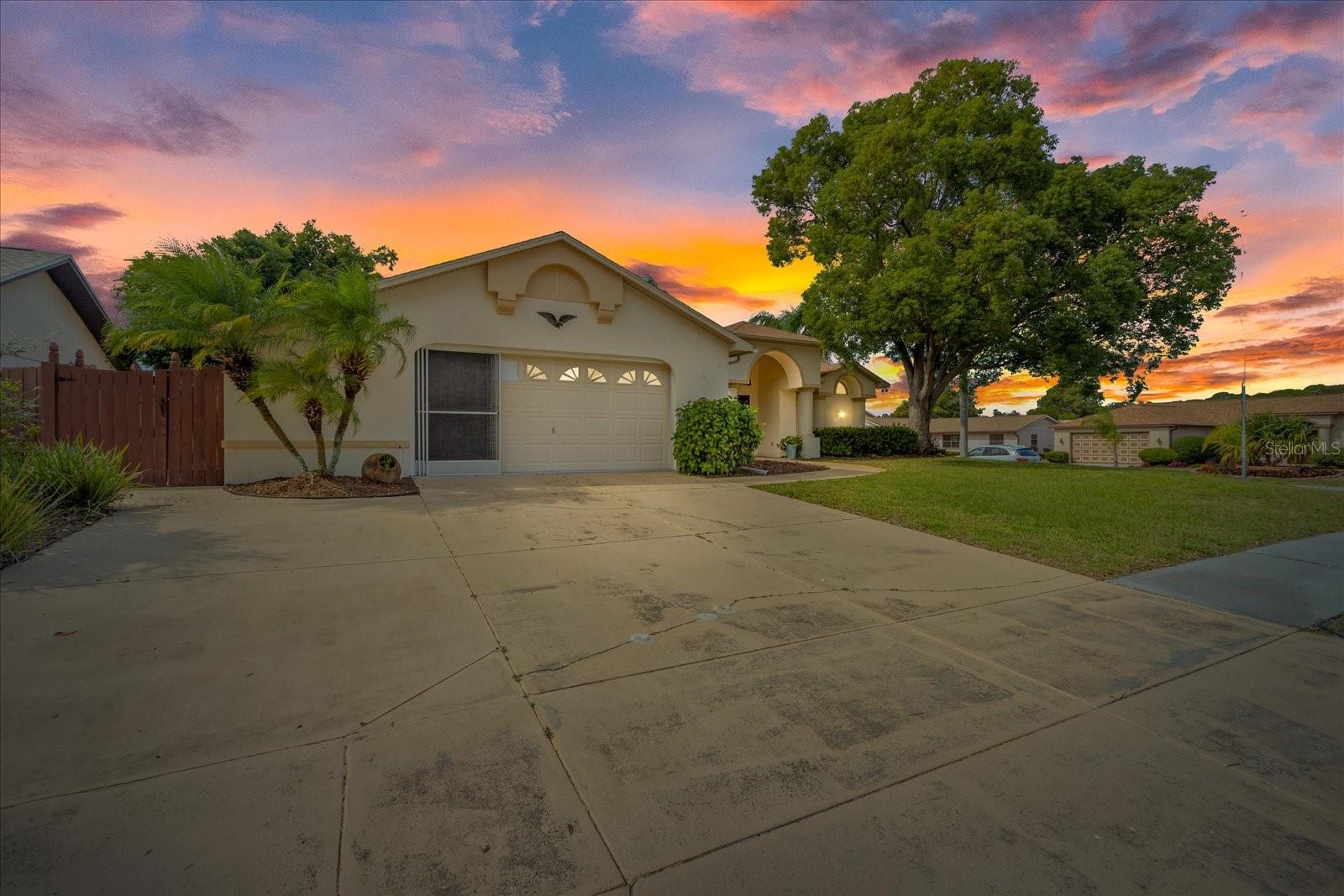 18817 WHITEROCK LN