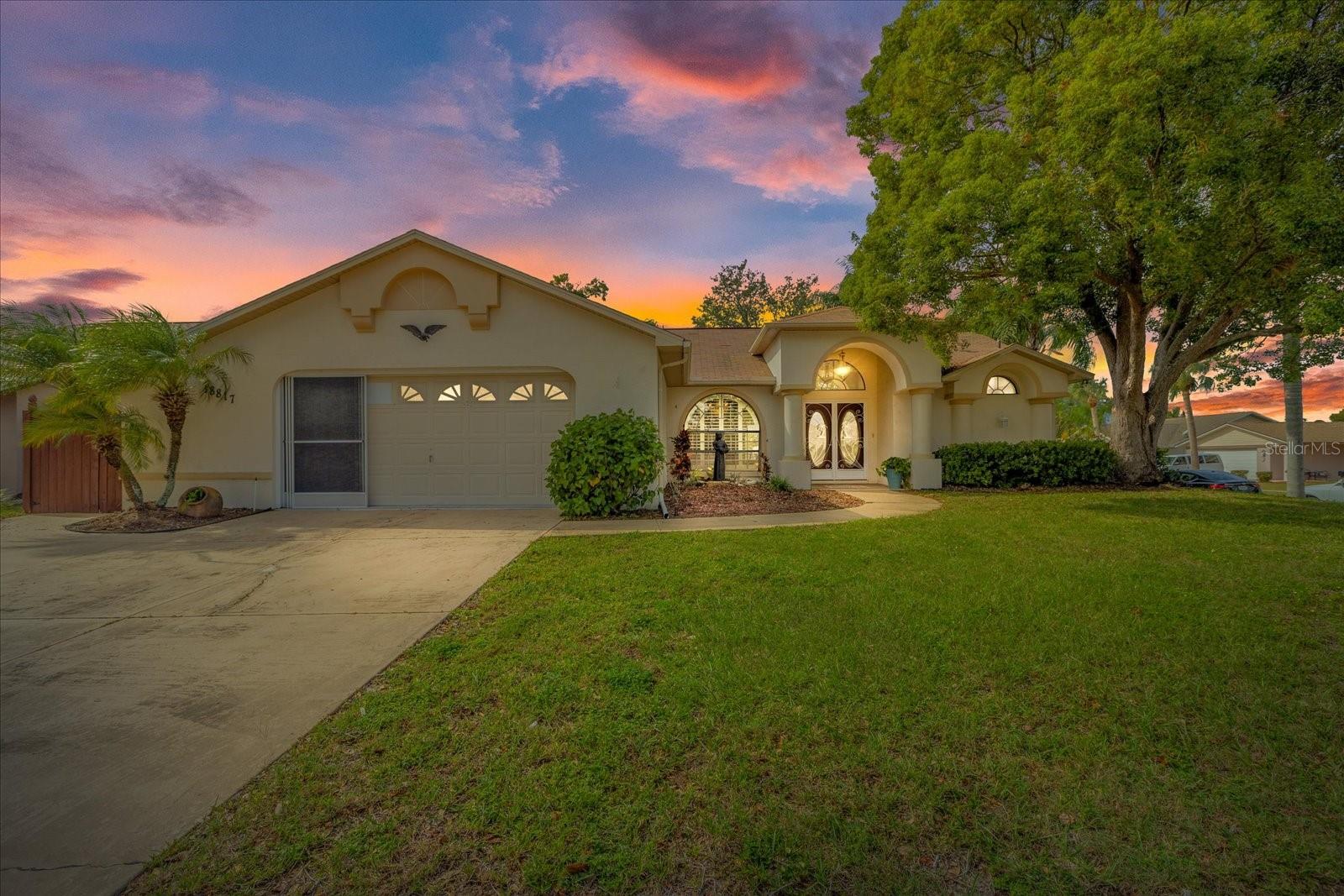 18817 WHITEROCK LN