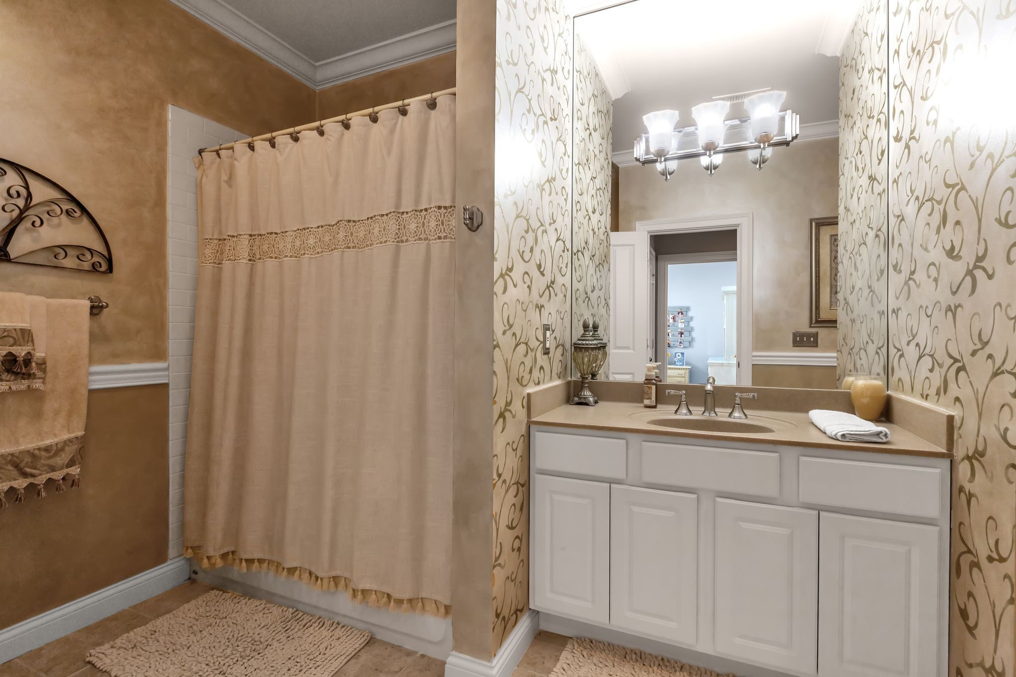 1004 Watkins Creek Dr