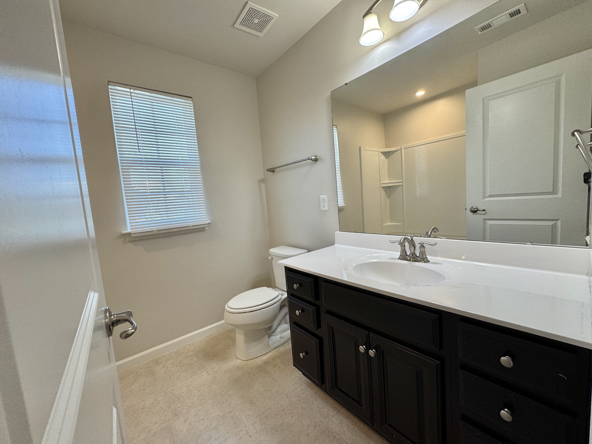 3209 Garrett Ln