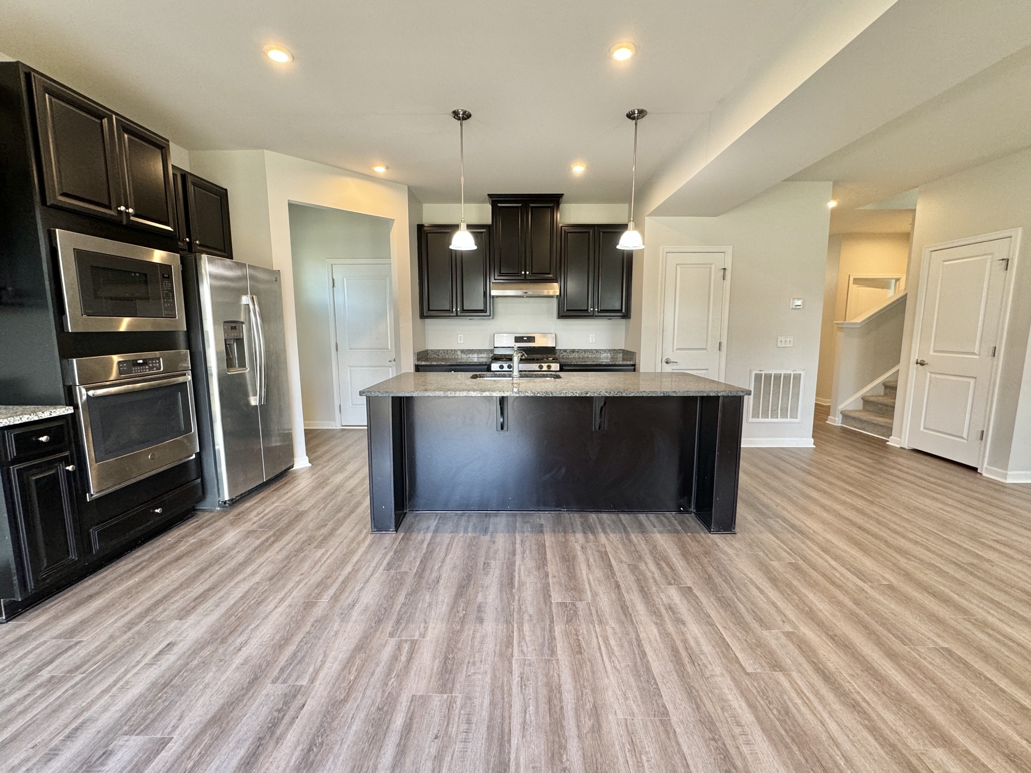 3209 Garrett Ln