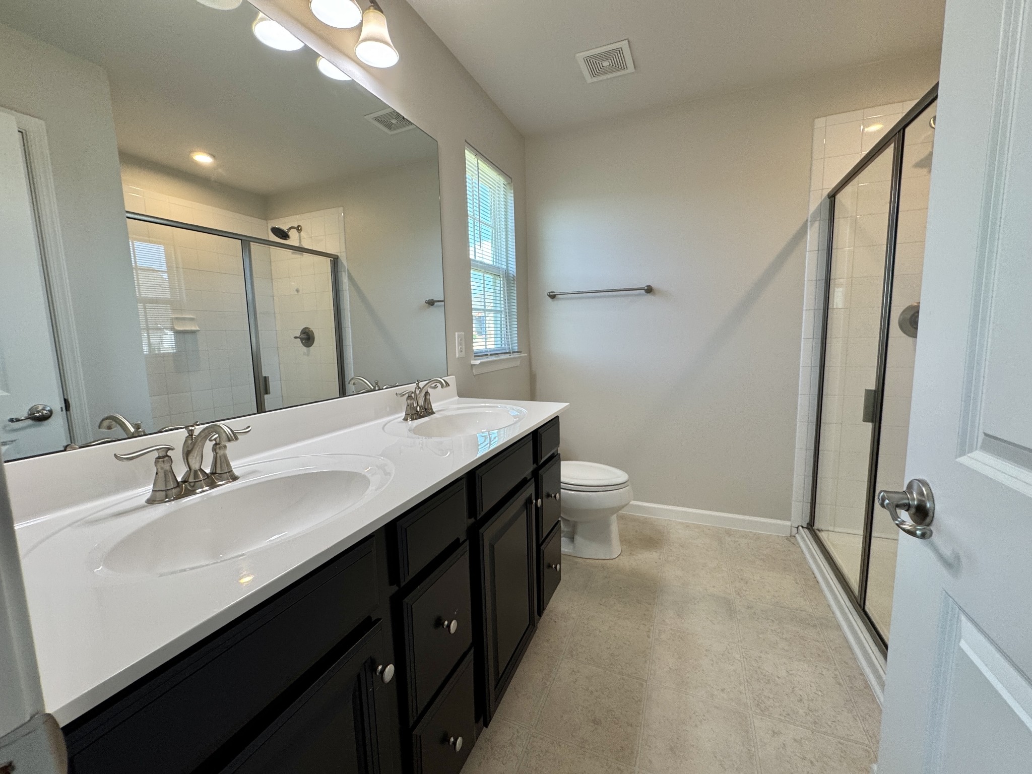 3209 Garrett Ln