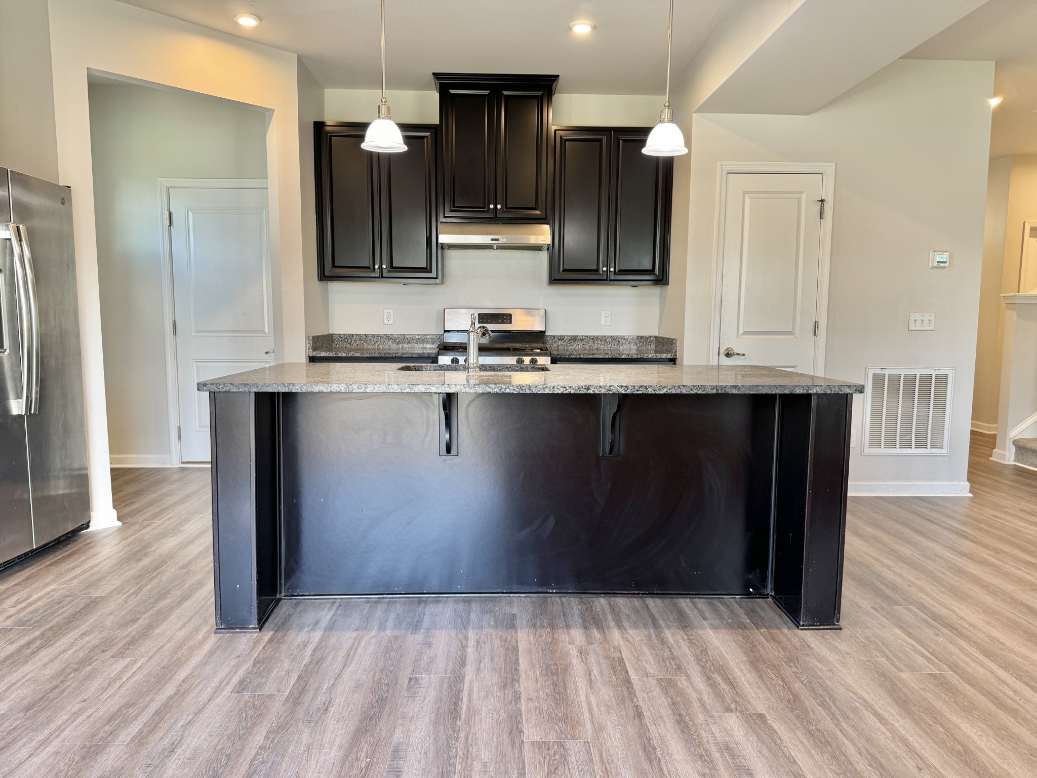 3209 Garrett Ln