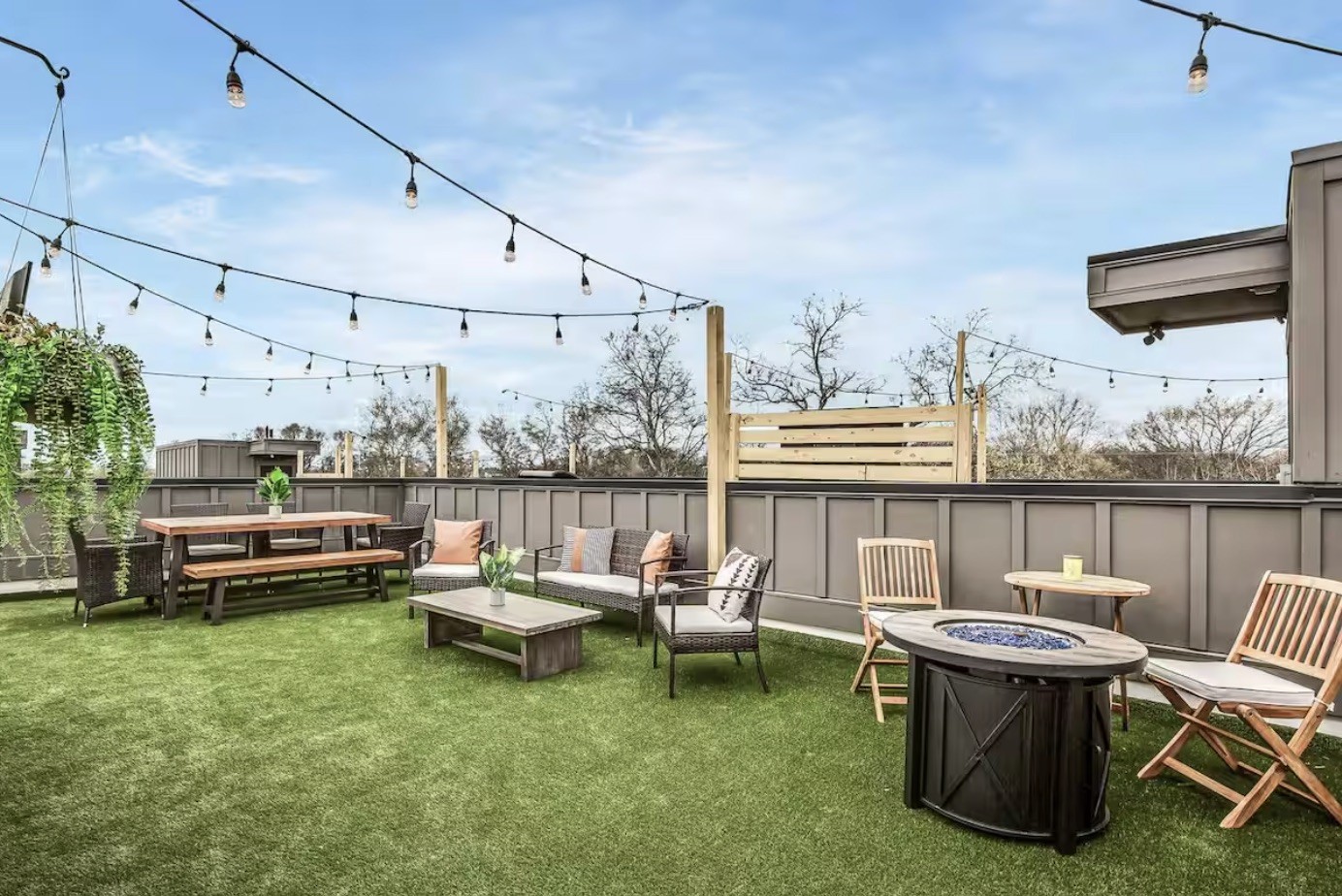 738 Douglas Ave Unit: 8