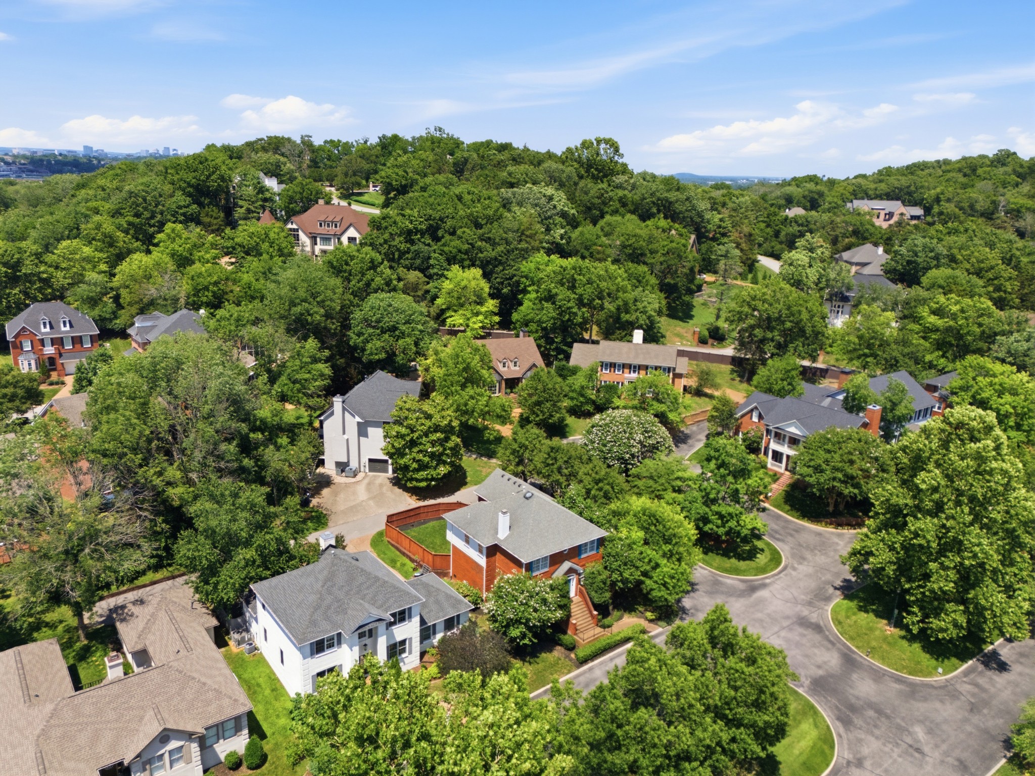 72 Ravenwood Hills Cir