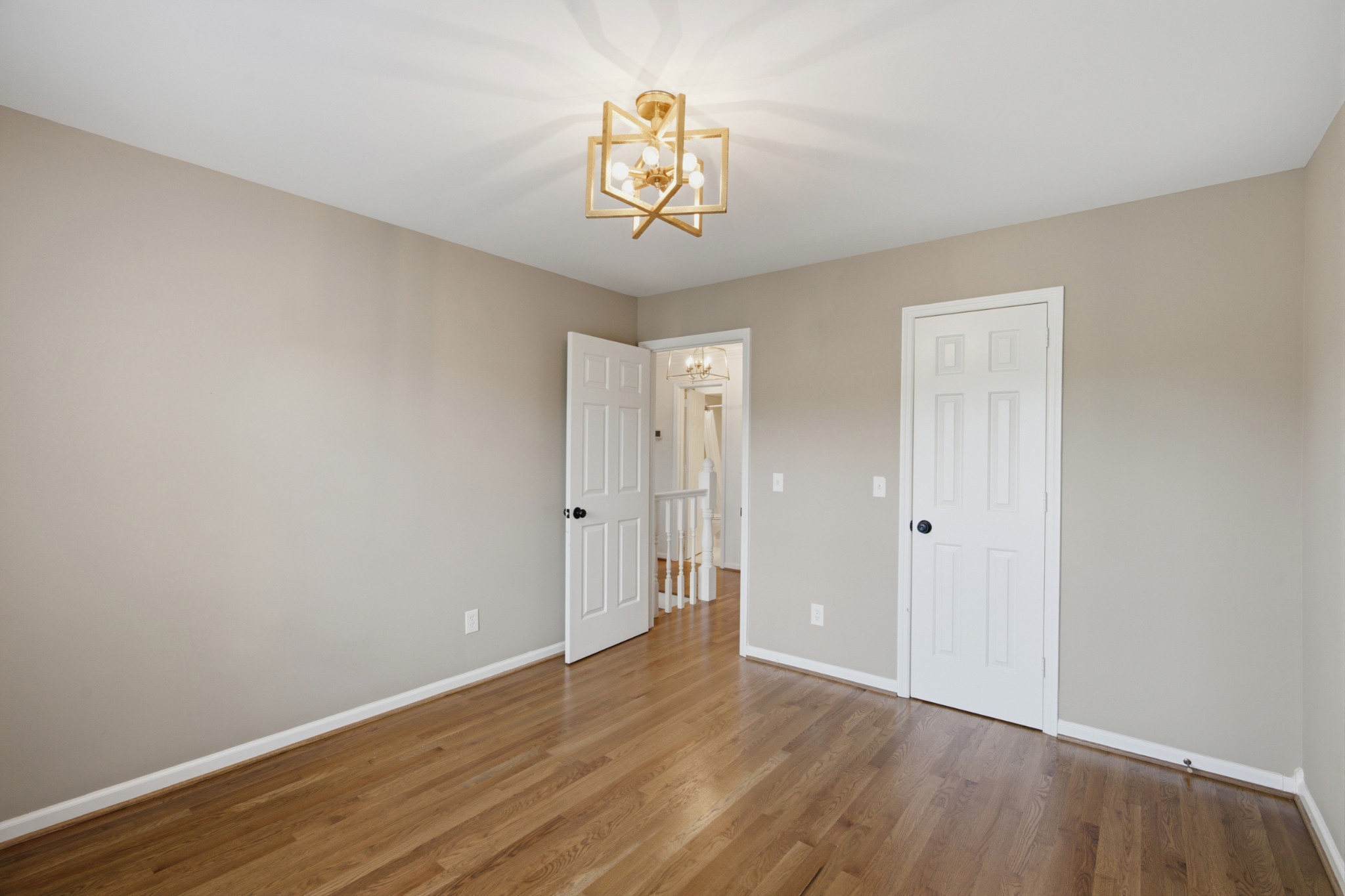 72 Ravenwood Hills Cir