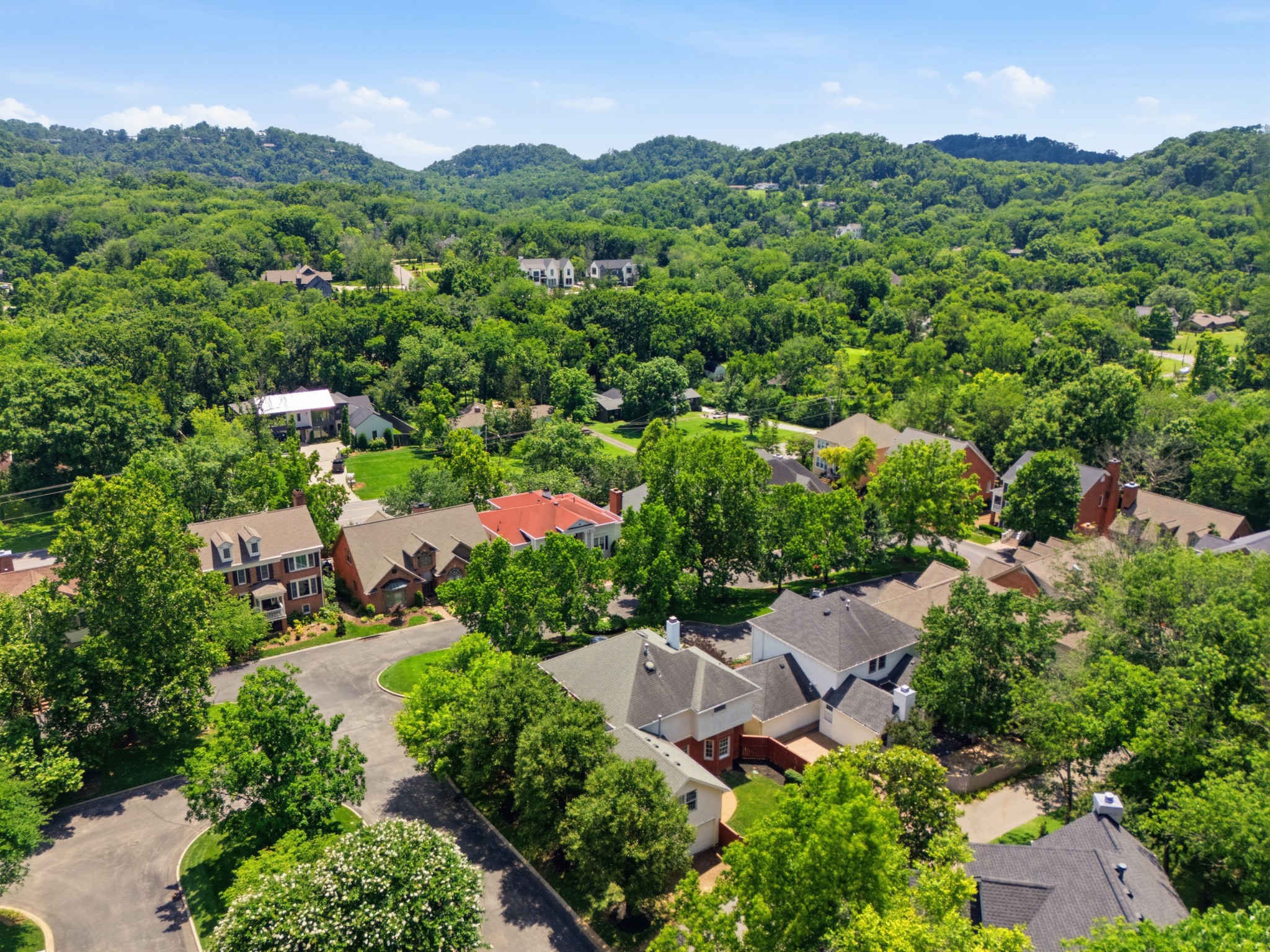 72 Ravenwood Hills Cir