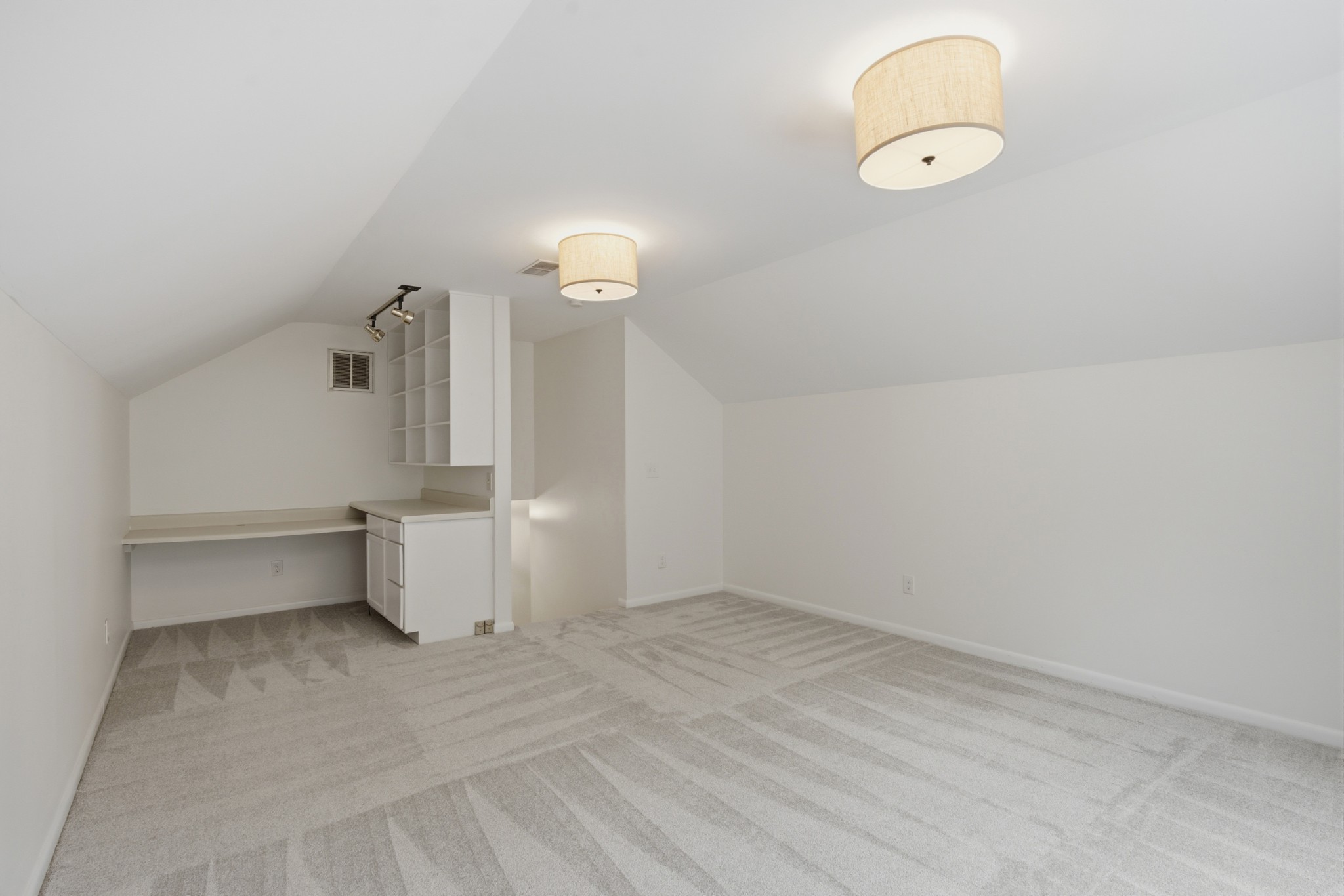 72 Ravenwood Hills Cir