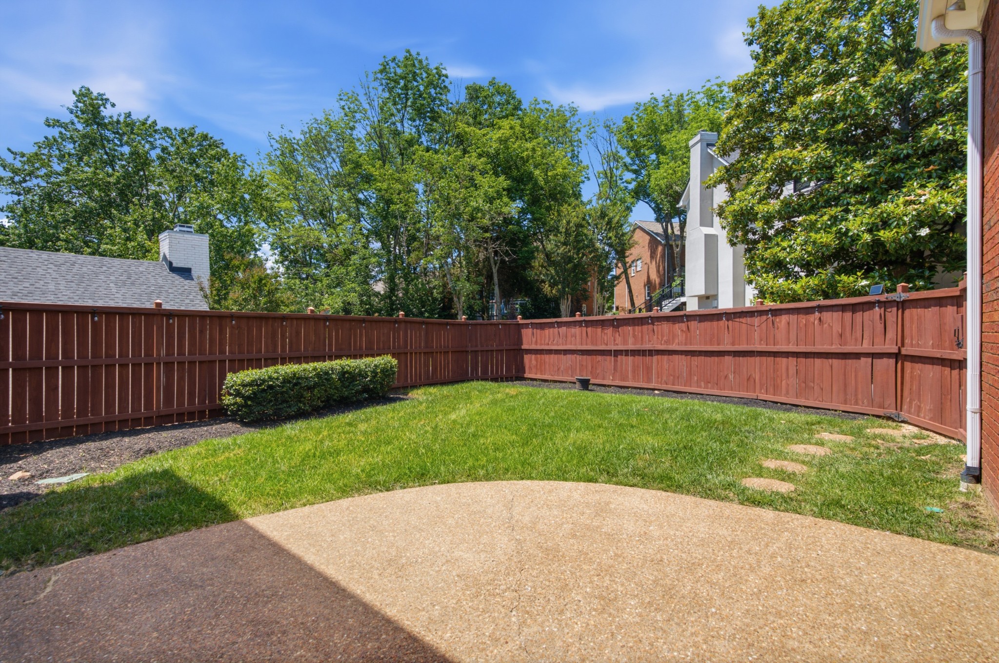 72 Ravenwood Hills Cir