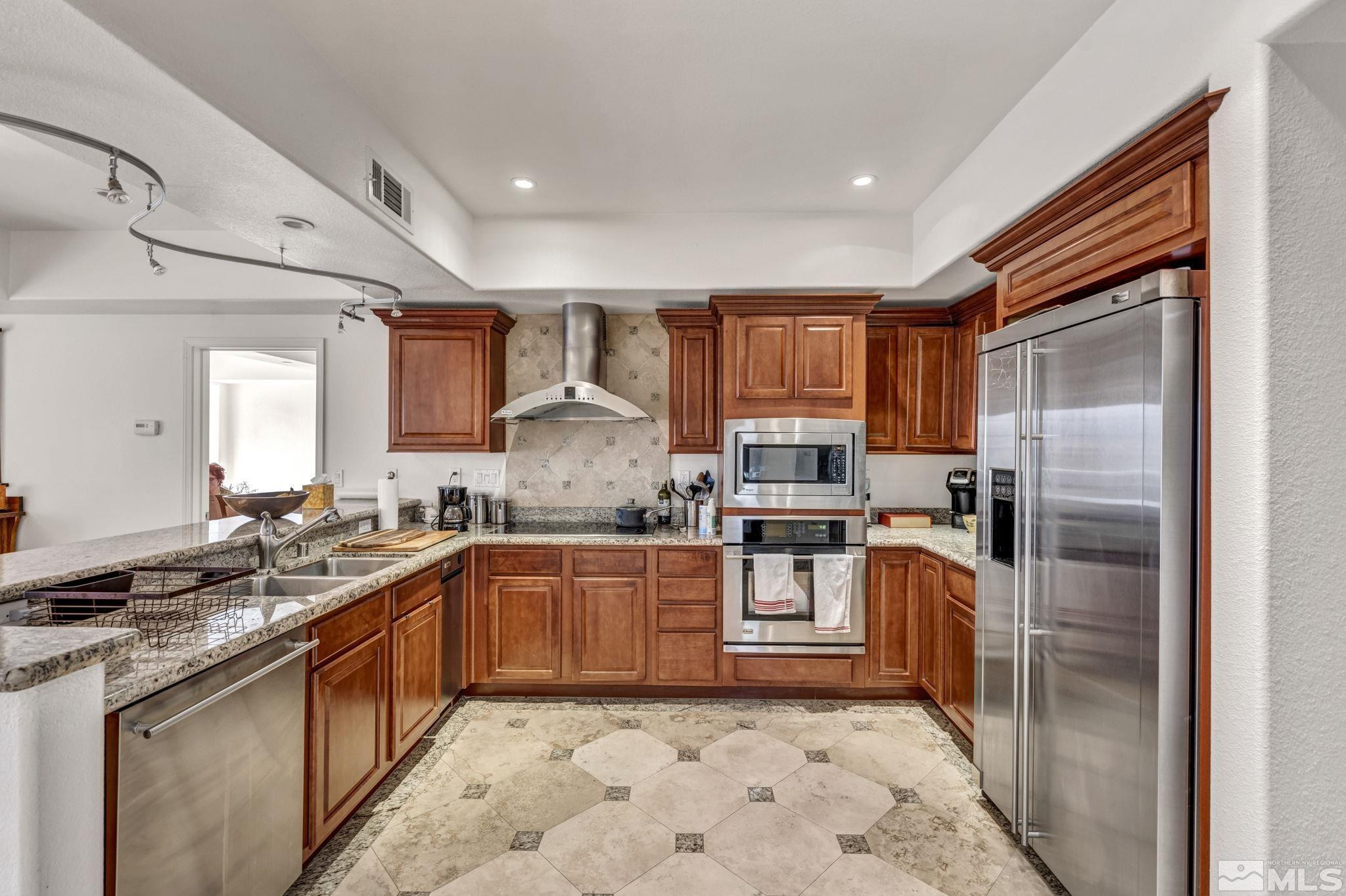 200 W 2nd Street 1207