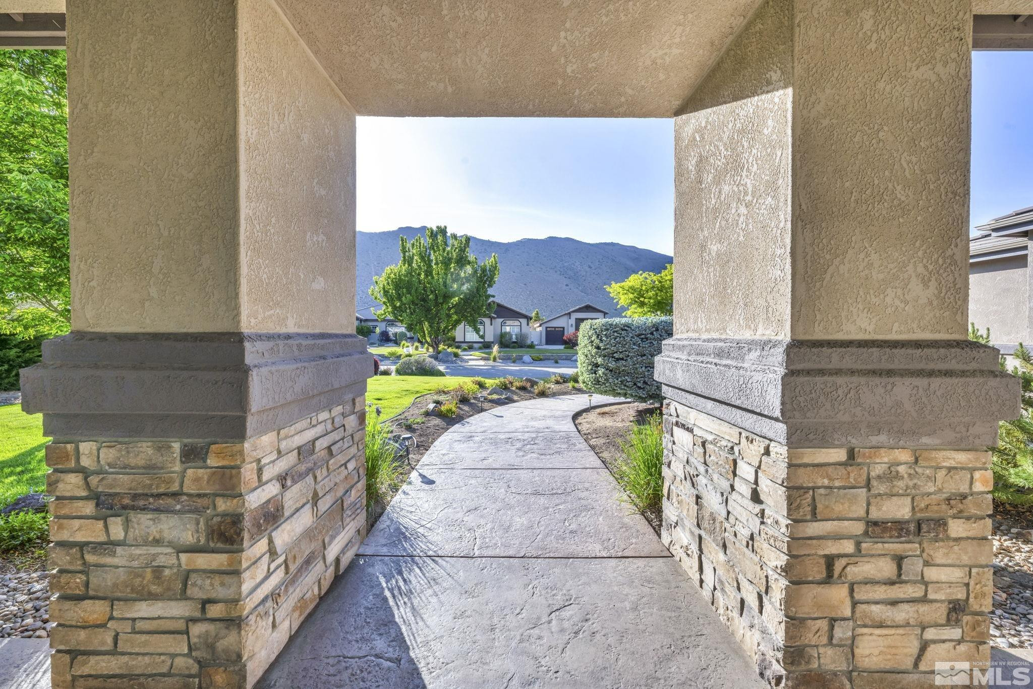 11780 Canyon Dawn