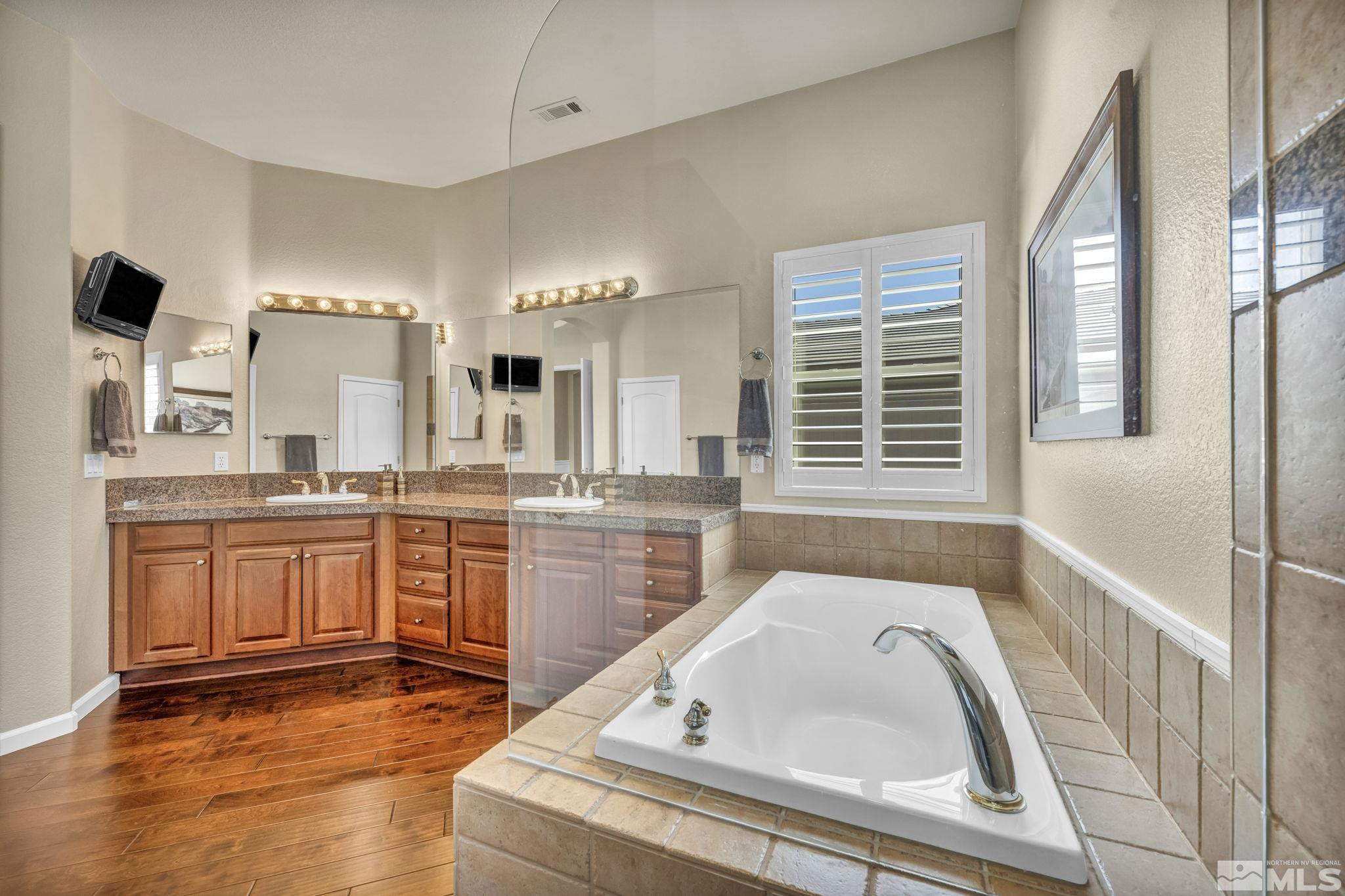 11780 Canyon Dawn