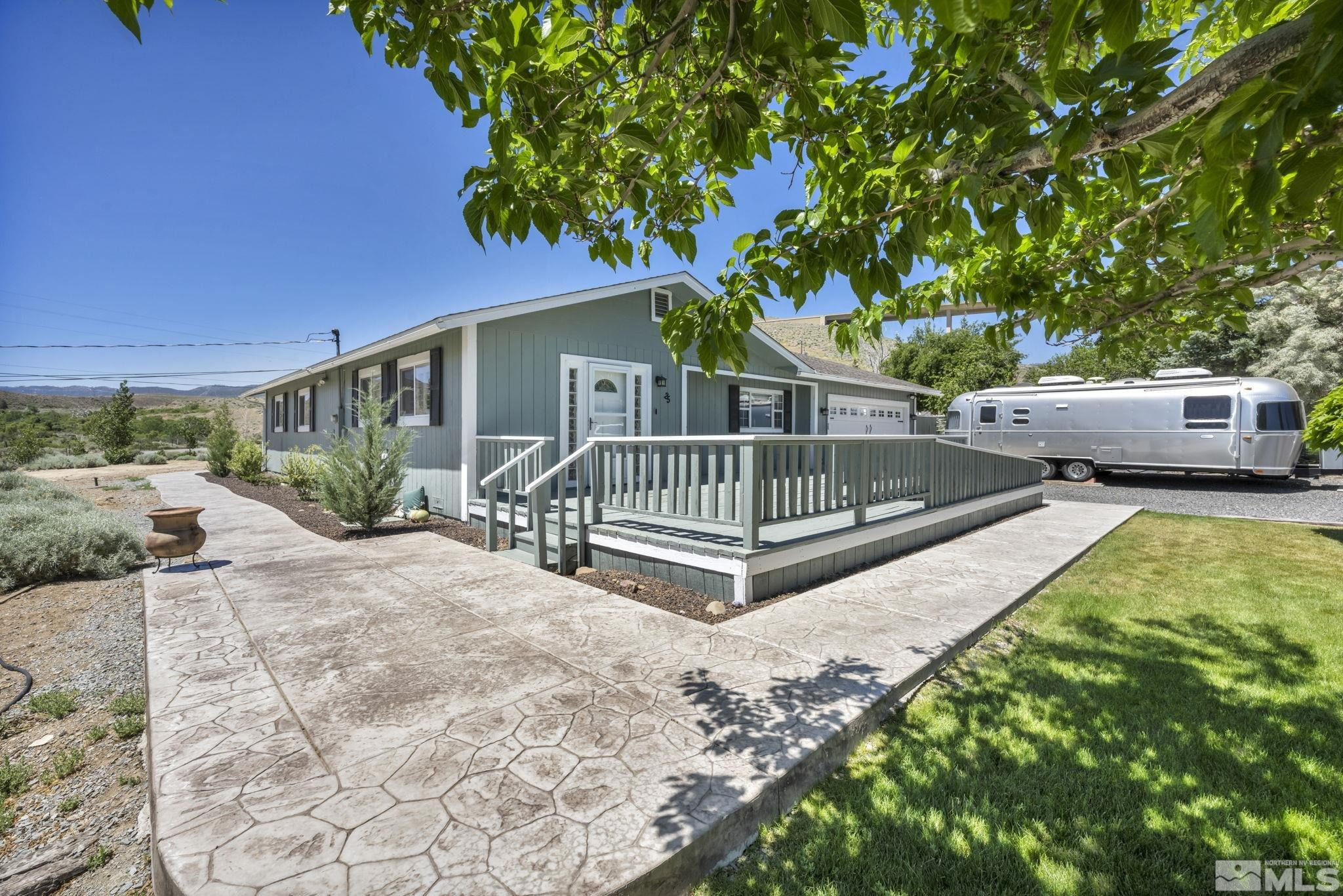 25 Sunbeam Court