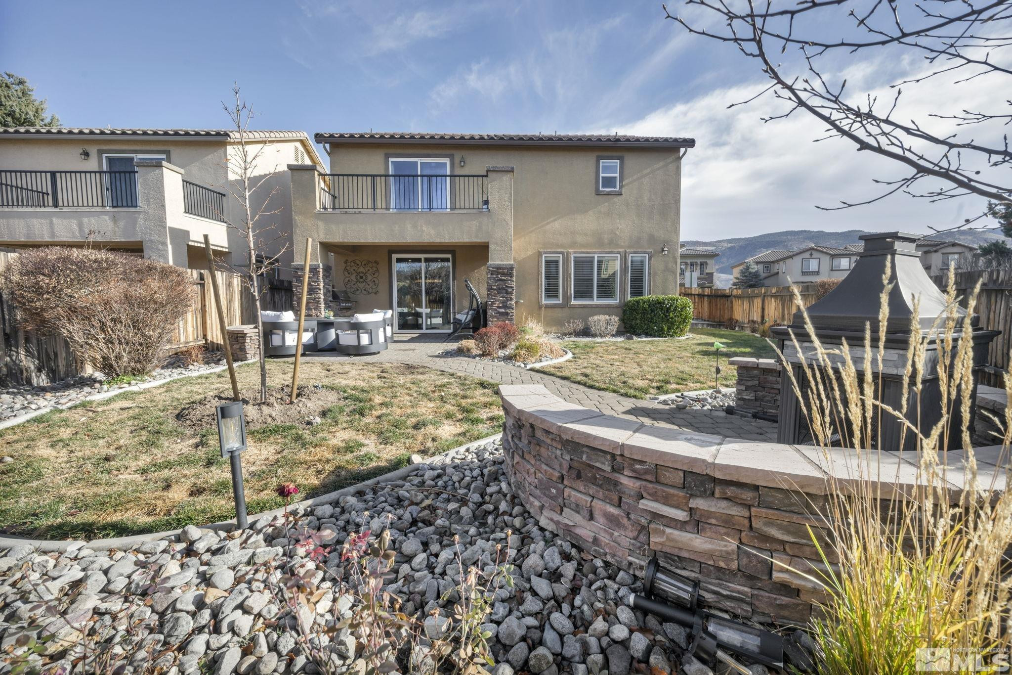 10895 Serratina Drive